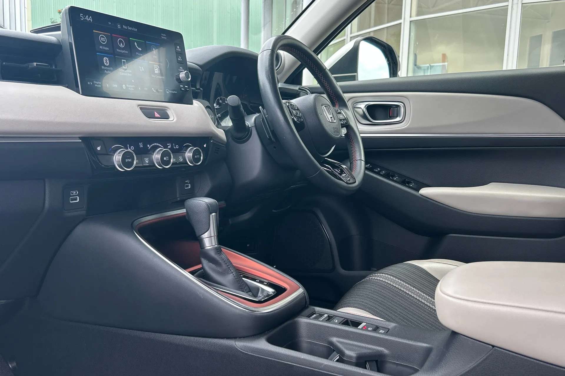 A 2022 HONDA HR-V 1.5 eHEV Advance Style 5dr CVT A 2022 HONDA HR-V 1.5 eHEV Advance Style 5dr CVT