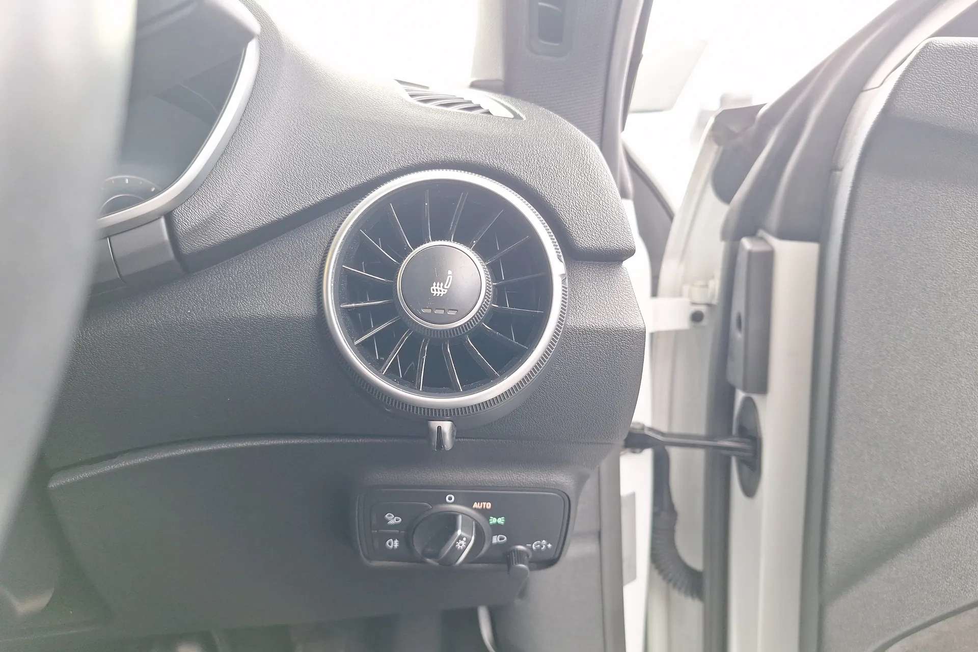 2019 AUDI TT 2019 AUDI TT