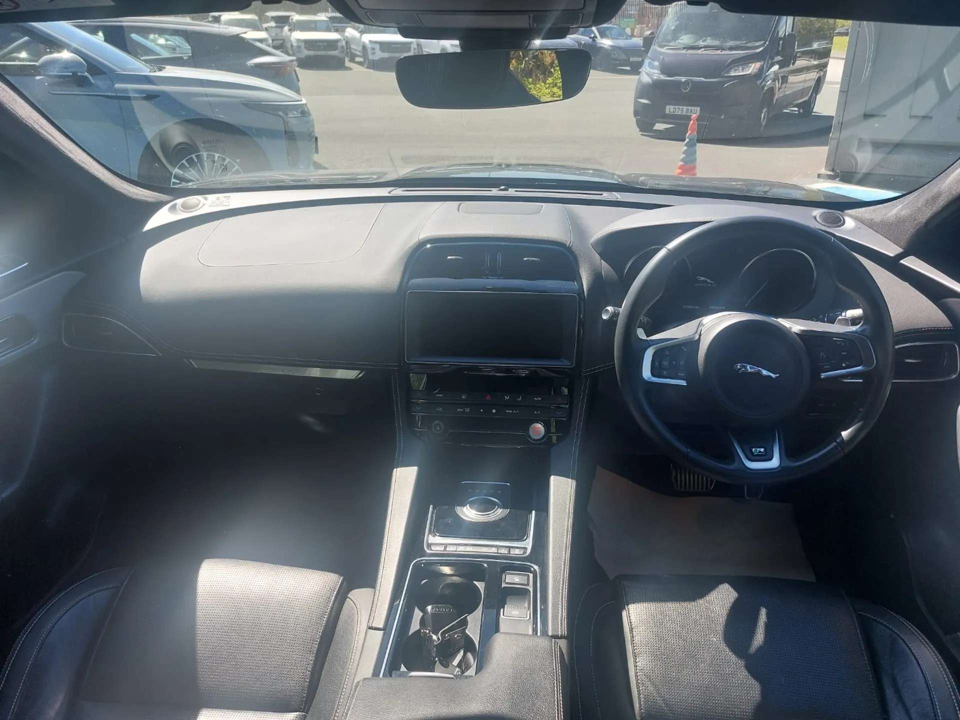 2021 JAGUAR F-PACE 2021 JAGUAR F-PACE