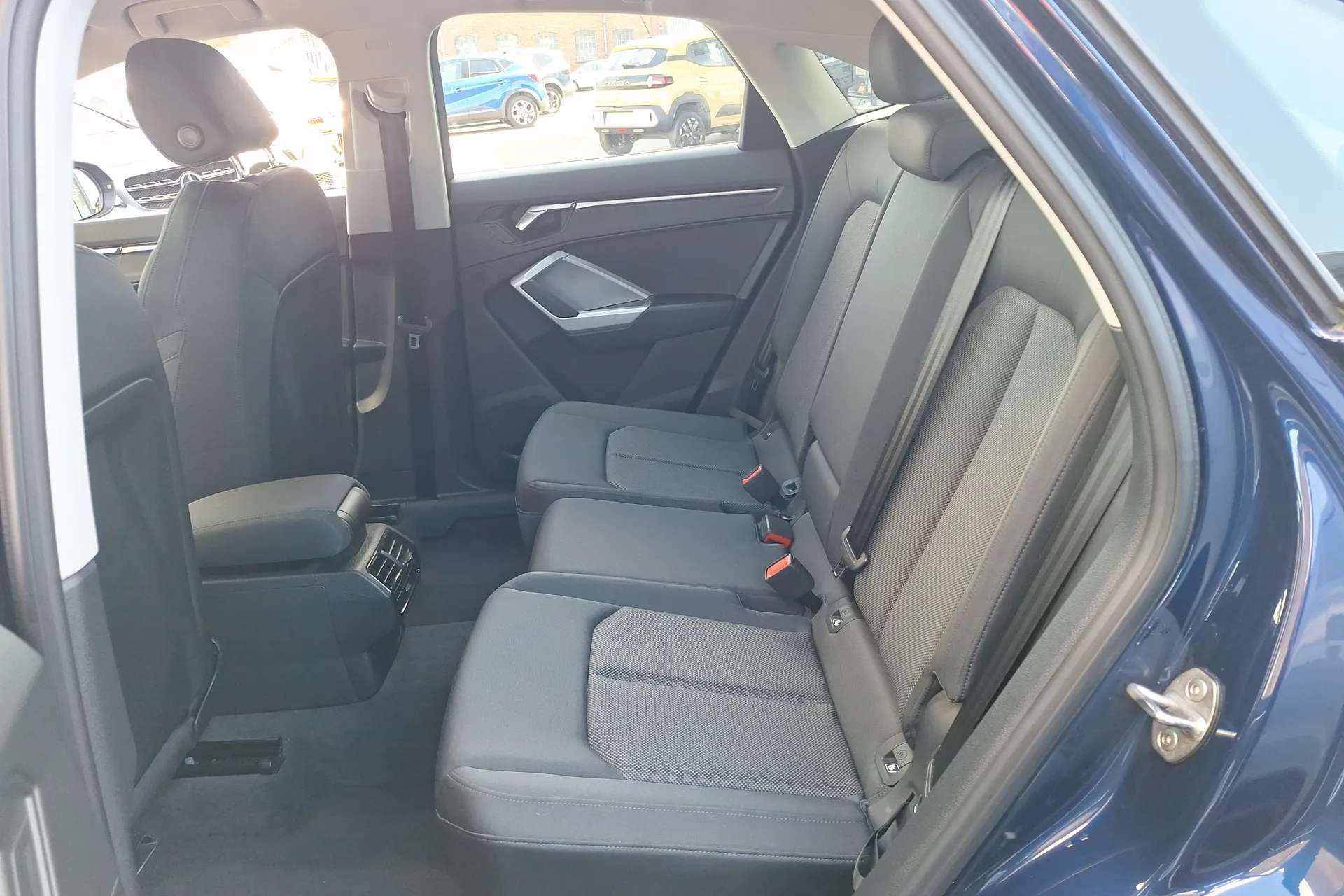 2023 AUDI Q3 2023 AUDI Q3