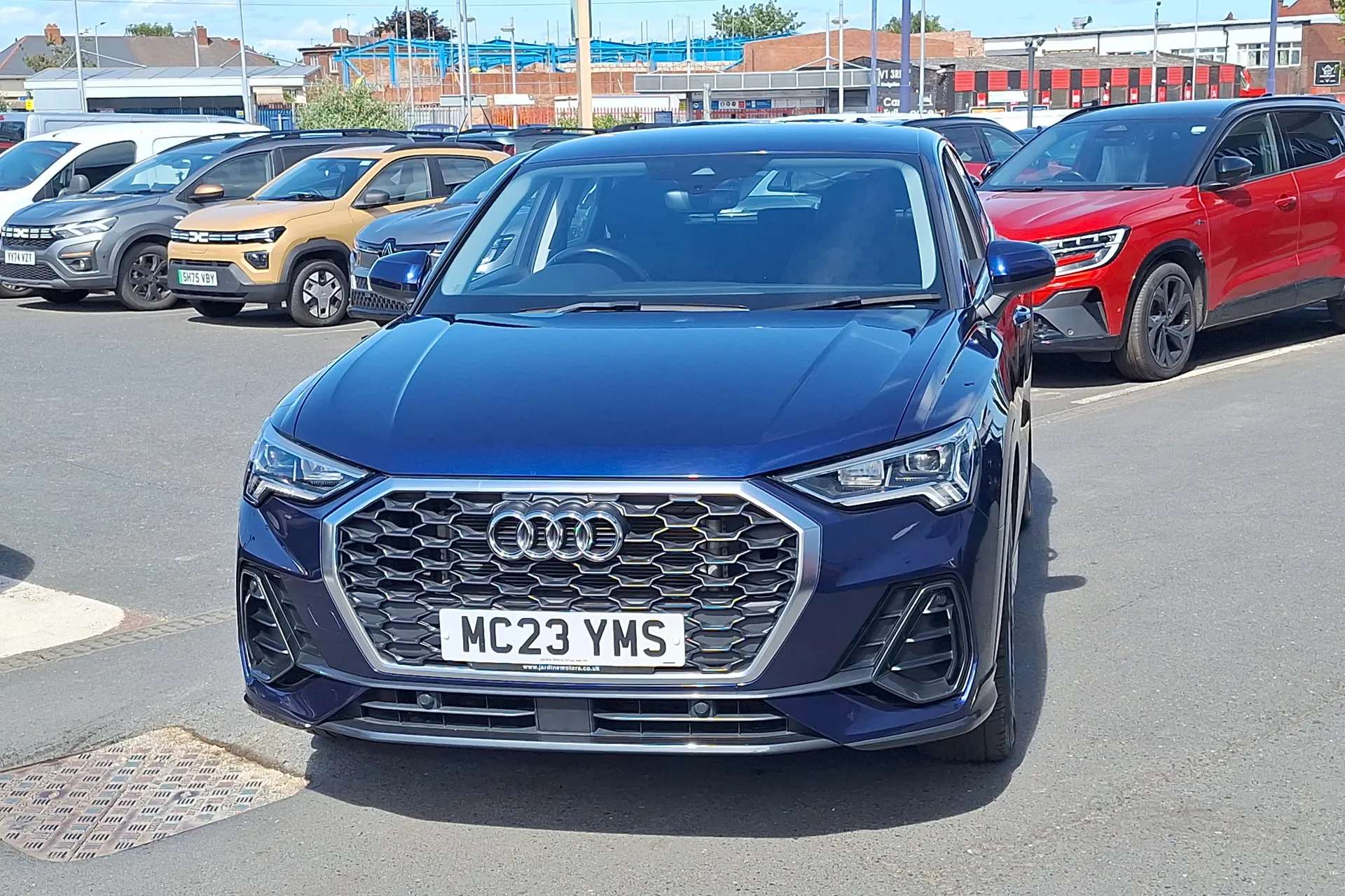 2023 AUDI Q3 2023 AUDI Q3