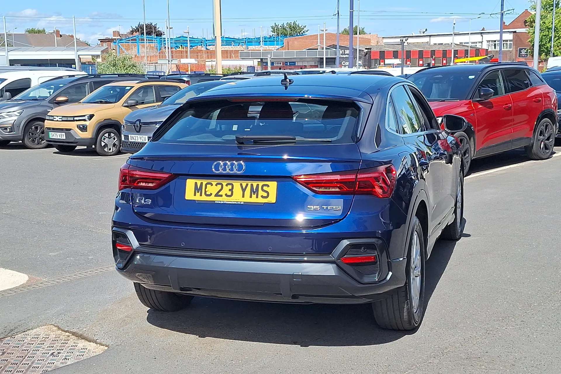 2023 AUDI Q3 2023 AUDI Q3