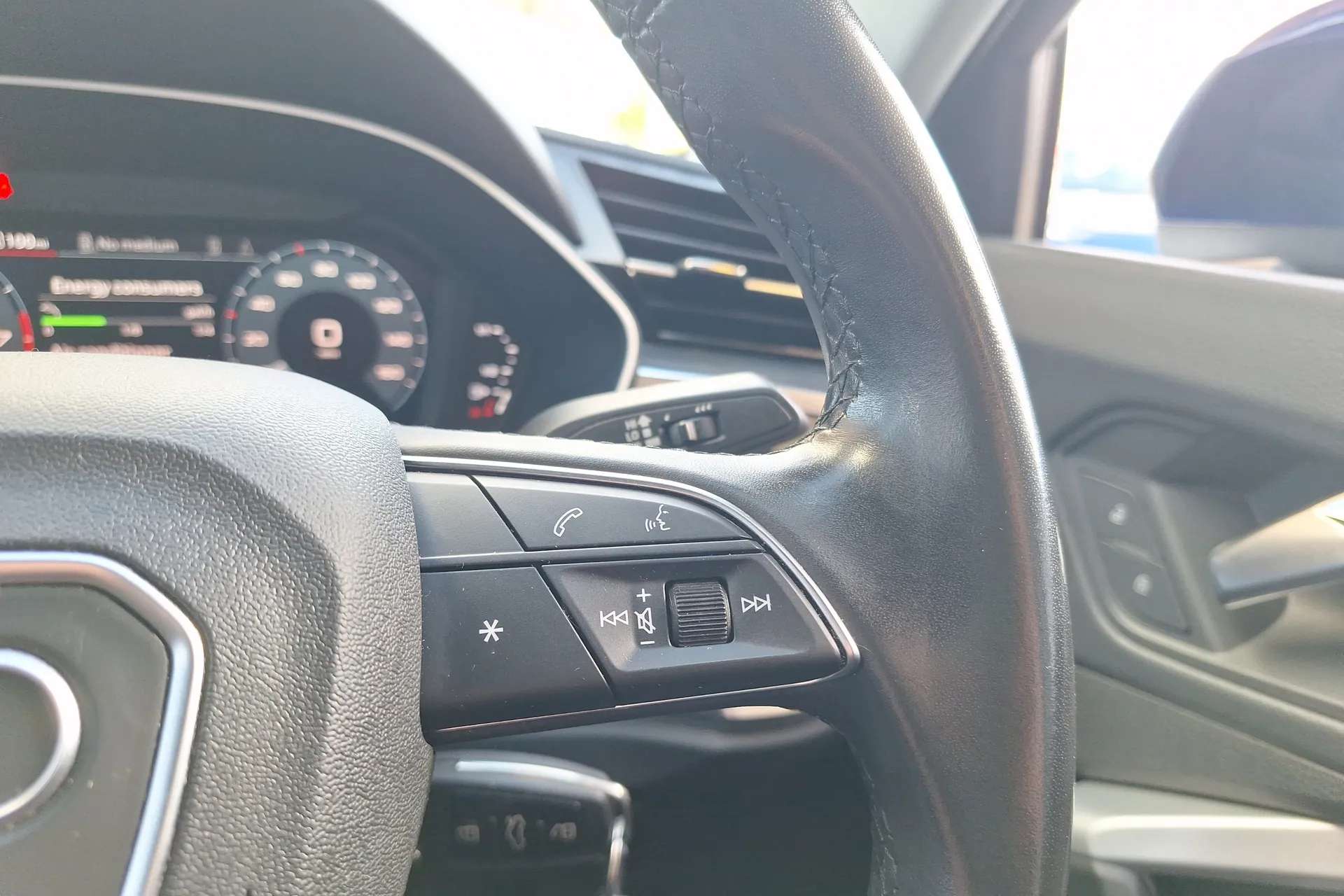 2023 AUDI Q3 2023 AUDI Q3