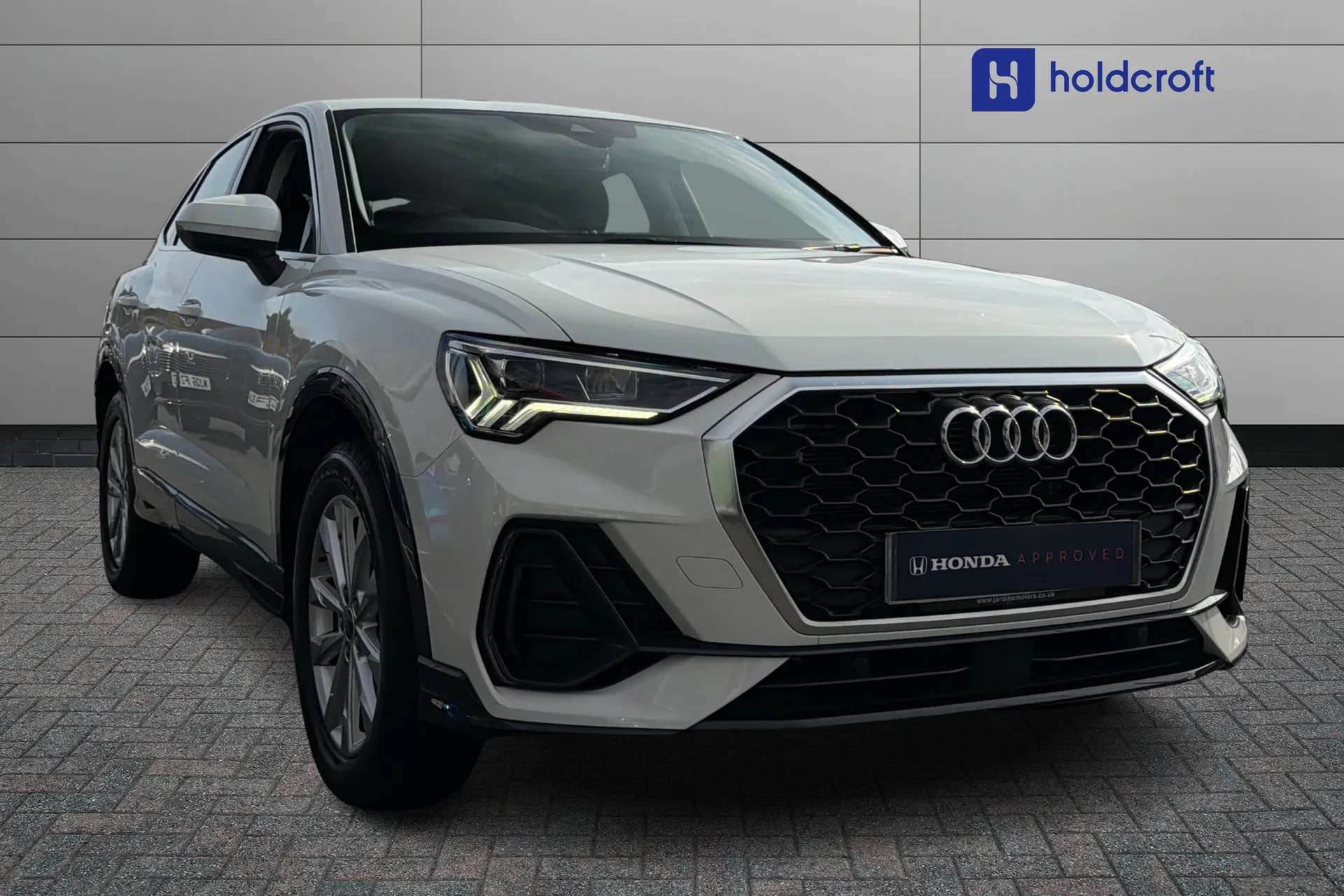 A 2023 AUDI Q3 35 TFSI Sport 5dr S Tronic A 2023 AUDI Q3 35 TFSI Sport 5dr S Tronic