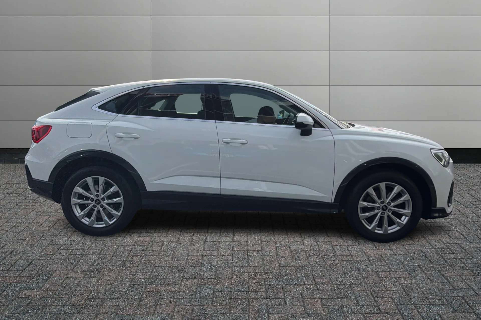 2023 AUDI Q3 2023 AUDI Q3