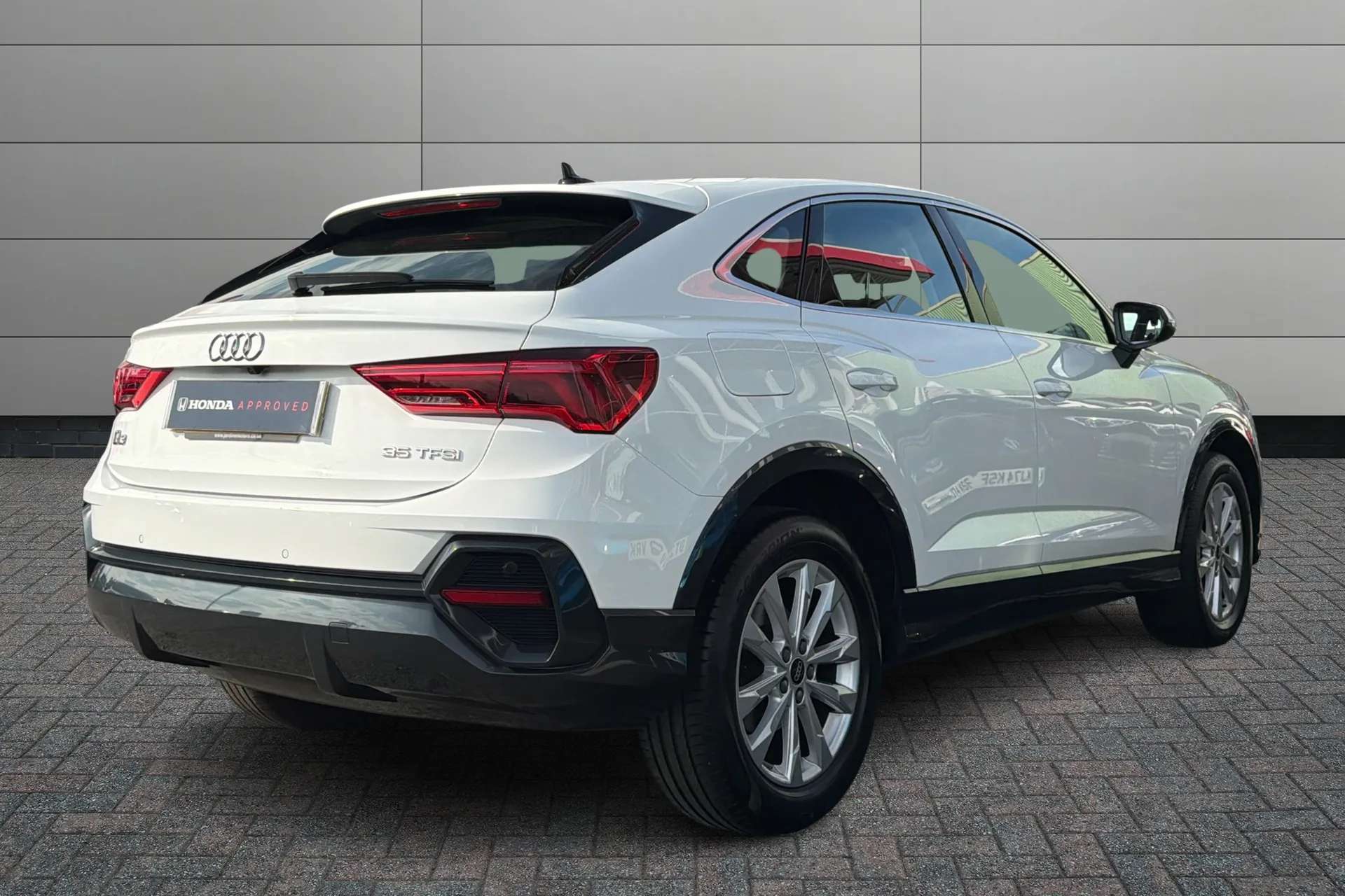 2023 AUDI Q3 2023 AUDI Q3
