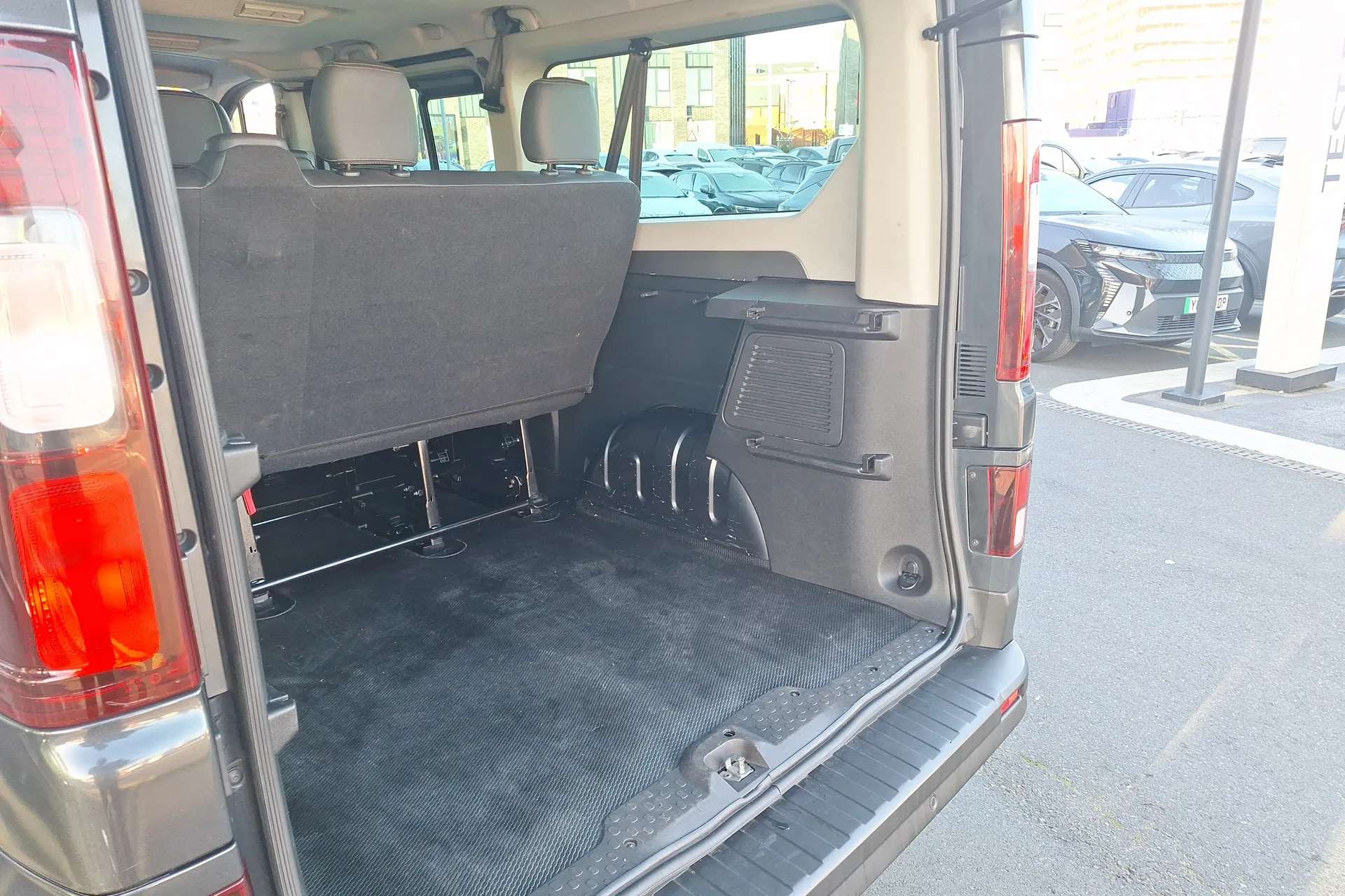 2023 RENAULT TRAFIC 2023 RENAULT TRAFIC