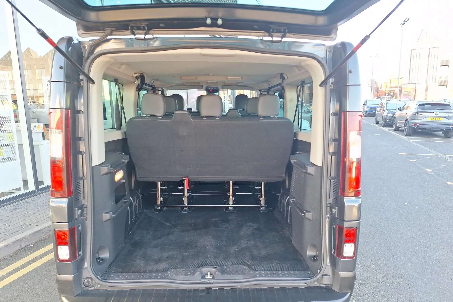 2023 RENAULT TRAFIC 2023 RENAULT TRAFIC