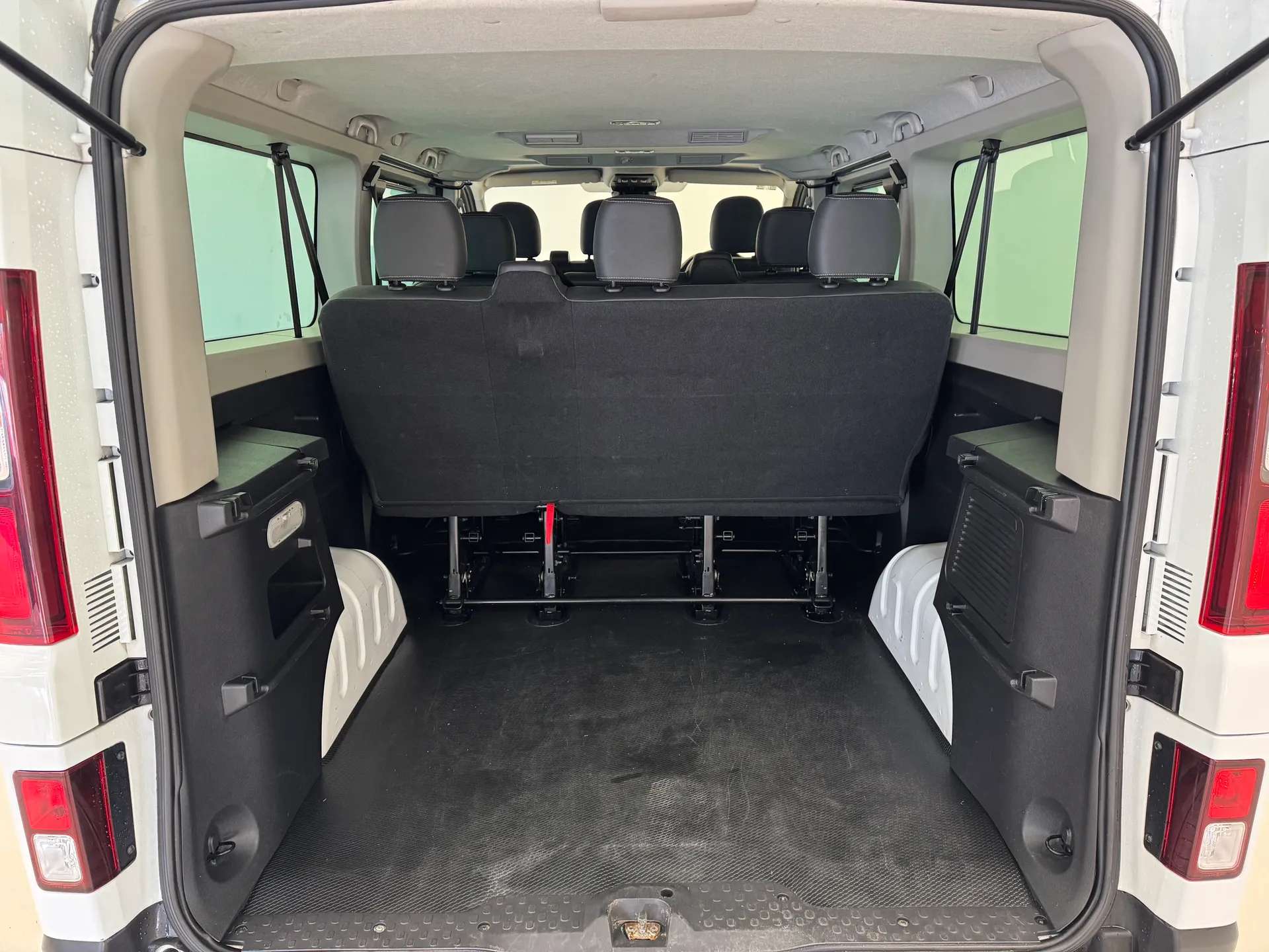 2023 RENAULT TRAFIC 2023 RENAULT TRAFIC