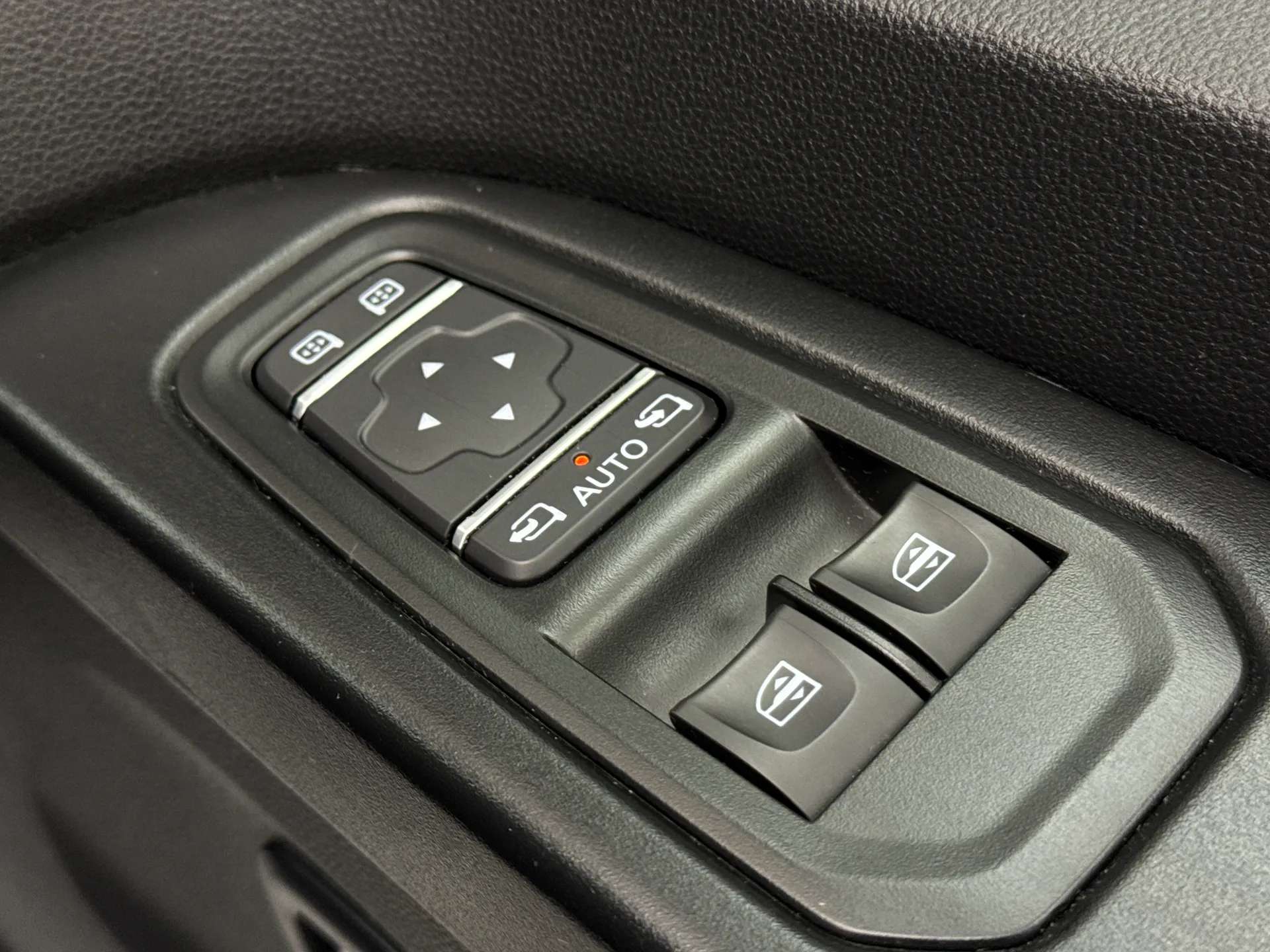 2023 RENAULT TRAFIC 2023 RENAULT TRAFIC