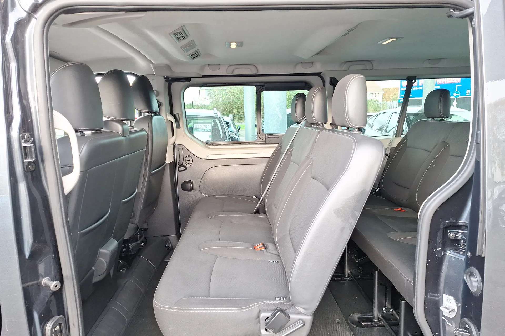 2023 RENAULT TRAFIC 2023 RENAULT TRAFIC