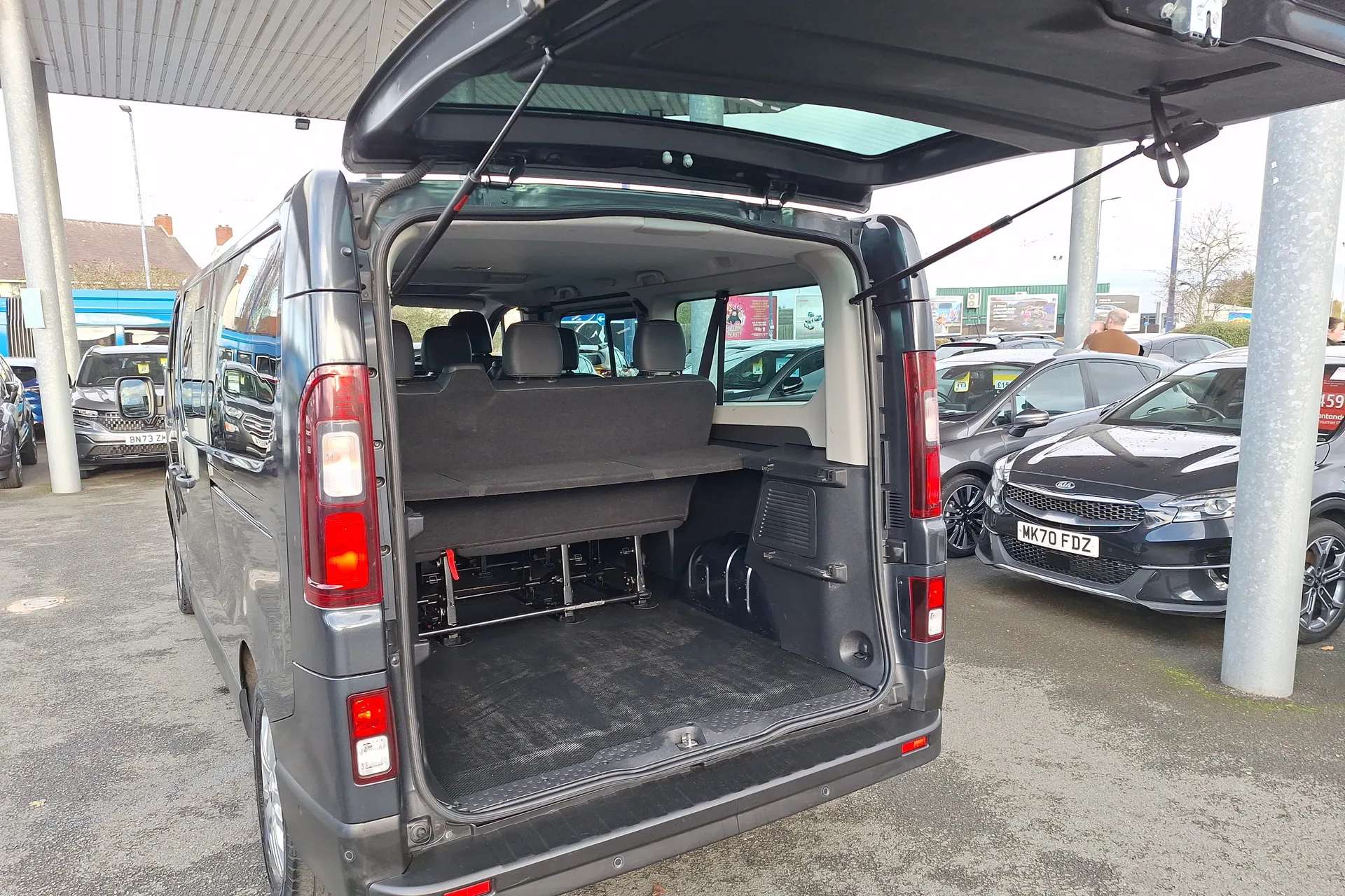 2023 RENAULT TRAFIC 2023 RENAULT TRAFIC