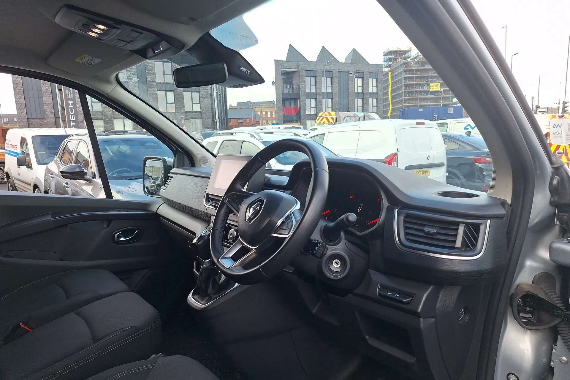 2023 RENAULT TRAFIC 2023 RENAULT TRAFIC