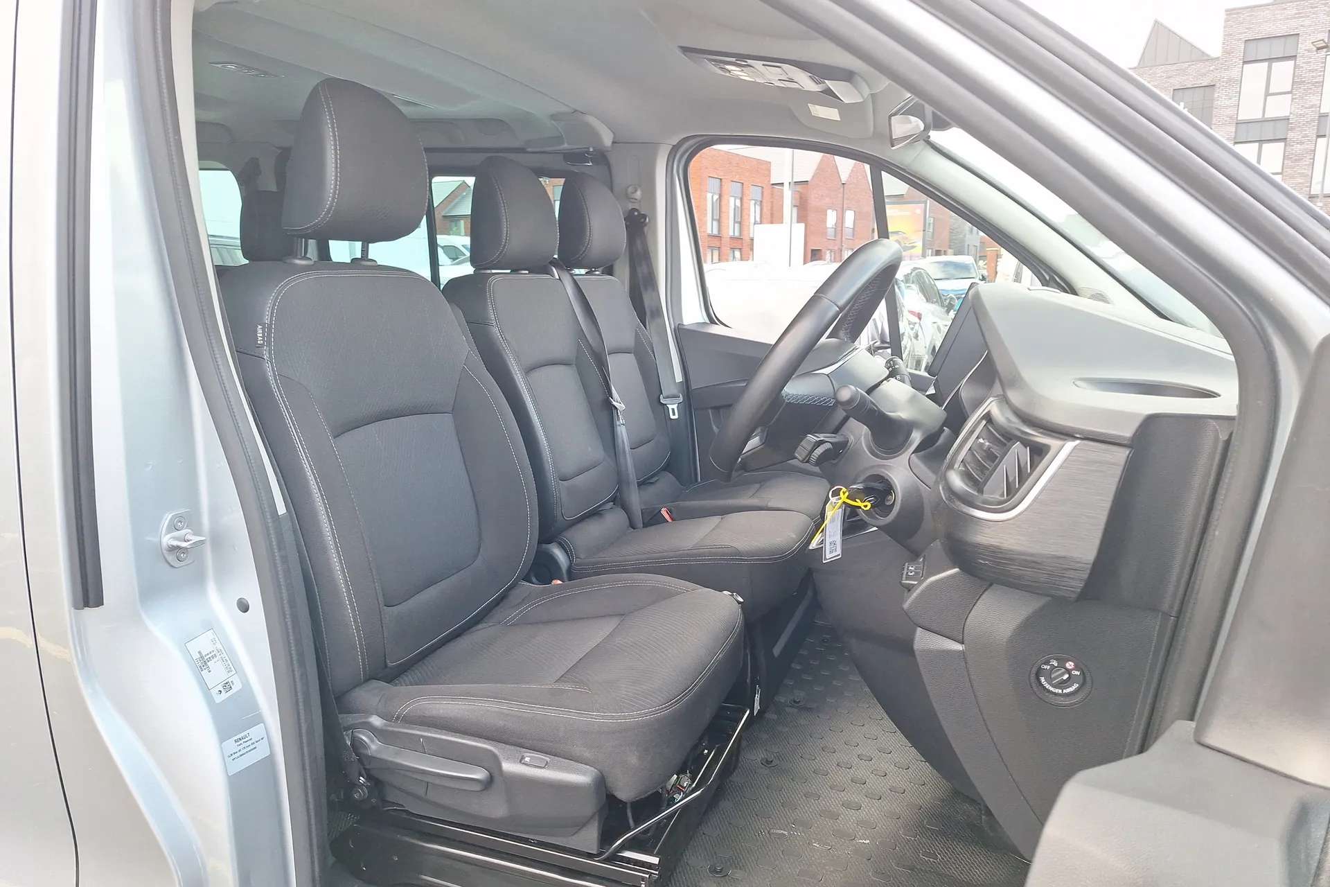 2023 RENAULT TRAFIC 2023 RENAULT TRAFIC