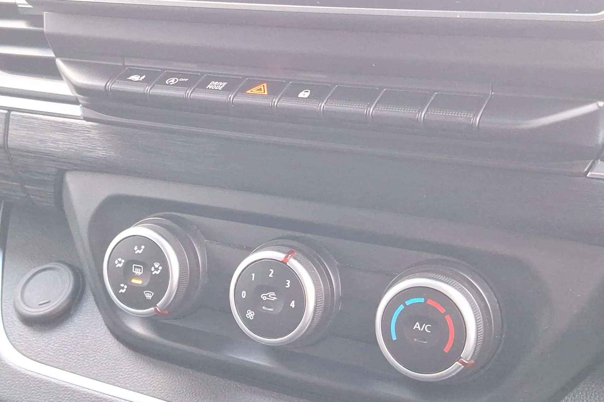 2023 RENAULT TRAFIC 2023 RENAULT TRAFIC