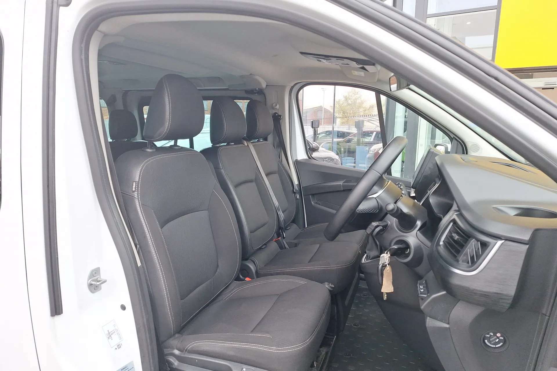 2023 RENAULT TRAFIC 2023 RENAULT TRAFIC