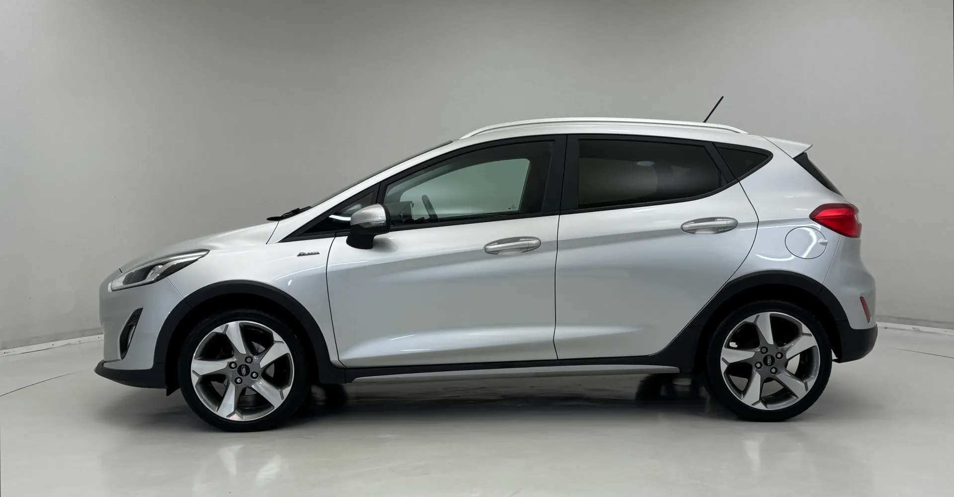 A 2020 FORD FIESTA 1.0 EcoBoost Active 1 5dr ð¹ FULL SERVICE HISTORY ð¹ A 2020 FORD FIESTA 1.0 EcoBoost Active 1 5dr ð¹ FULL SERVICE HISTORY ð¹