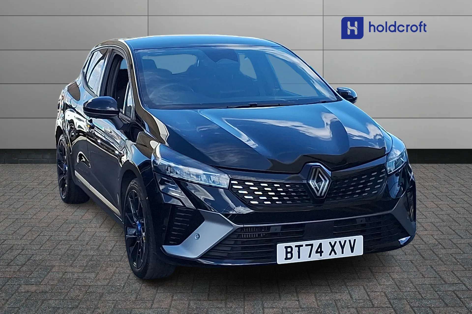 A 2024 RENAULT CLIO 1.0 TCe 90 Esprit Alpine 5dr A 2024 RENAULT CLIO 1.0 TCe 90 Esprit Alpine 5dr