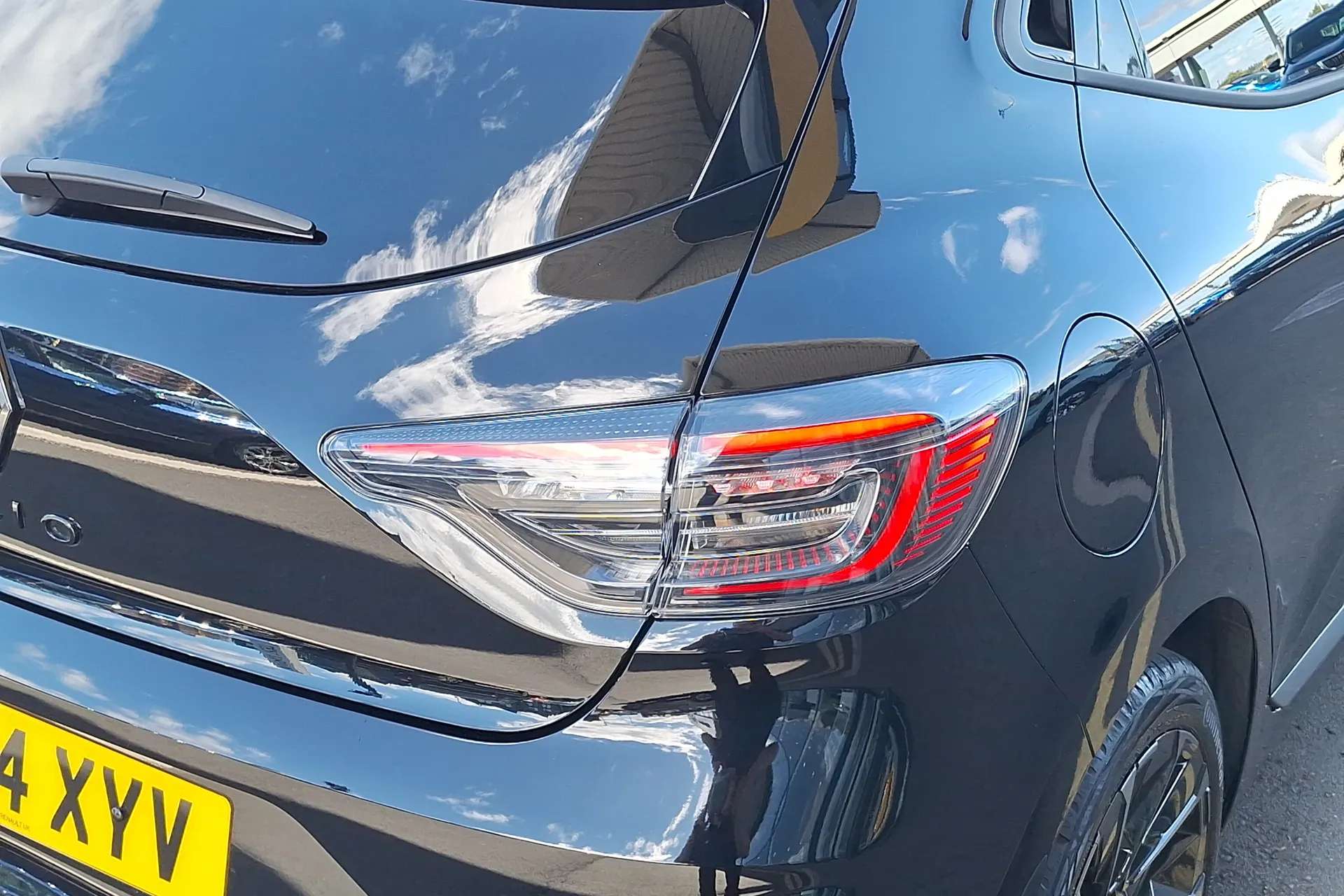 2024 RENAULT CLIO 2024 RENAULT CLIO