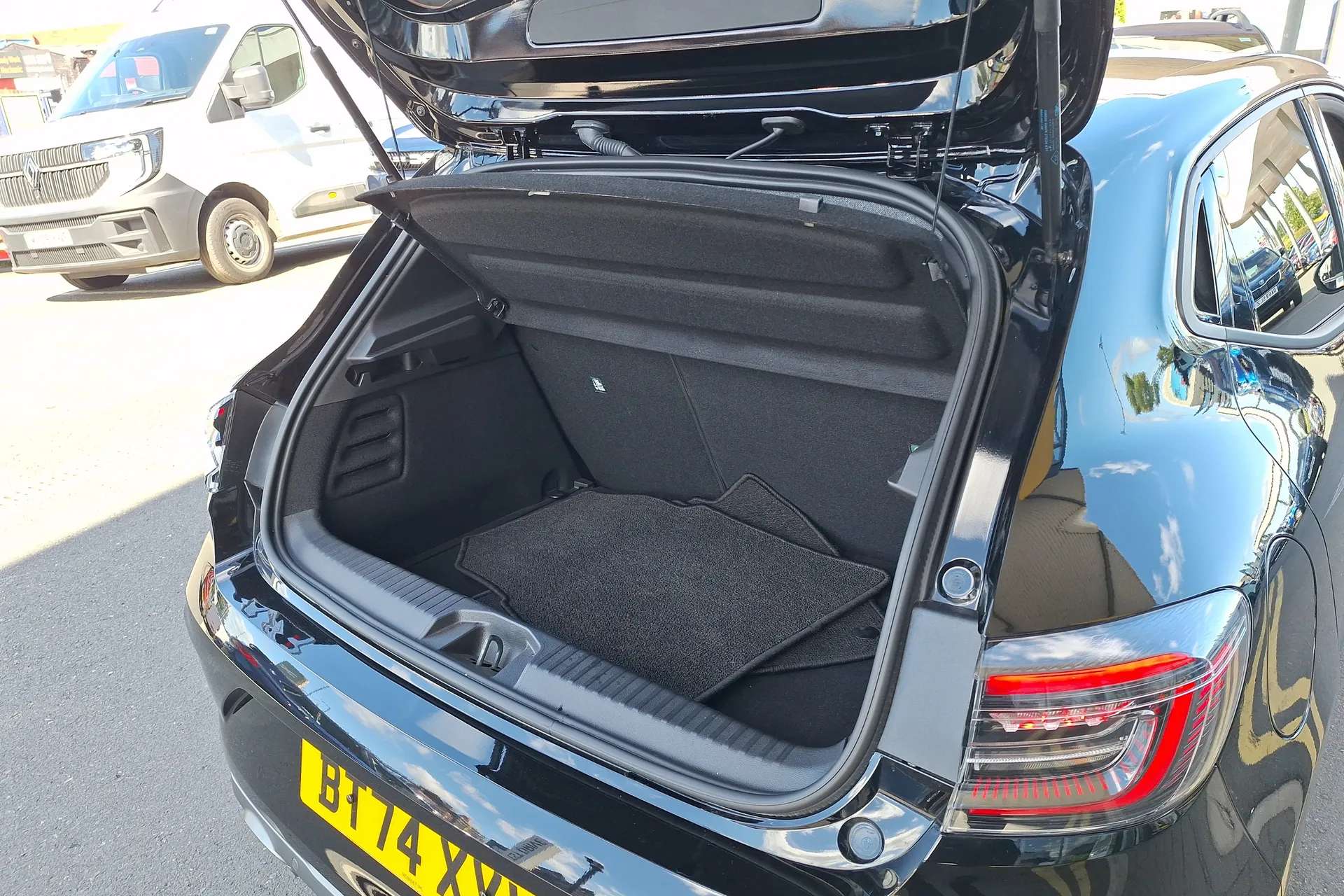 2024 RENAULT CLIO 2024 RENAULT CLIO