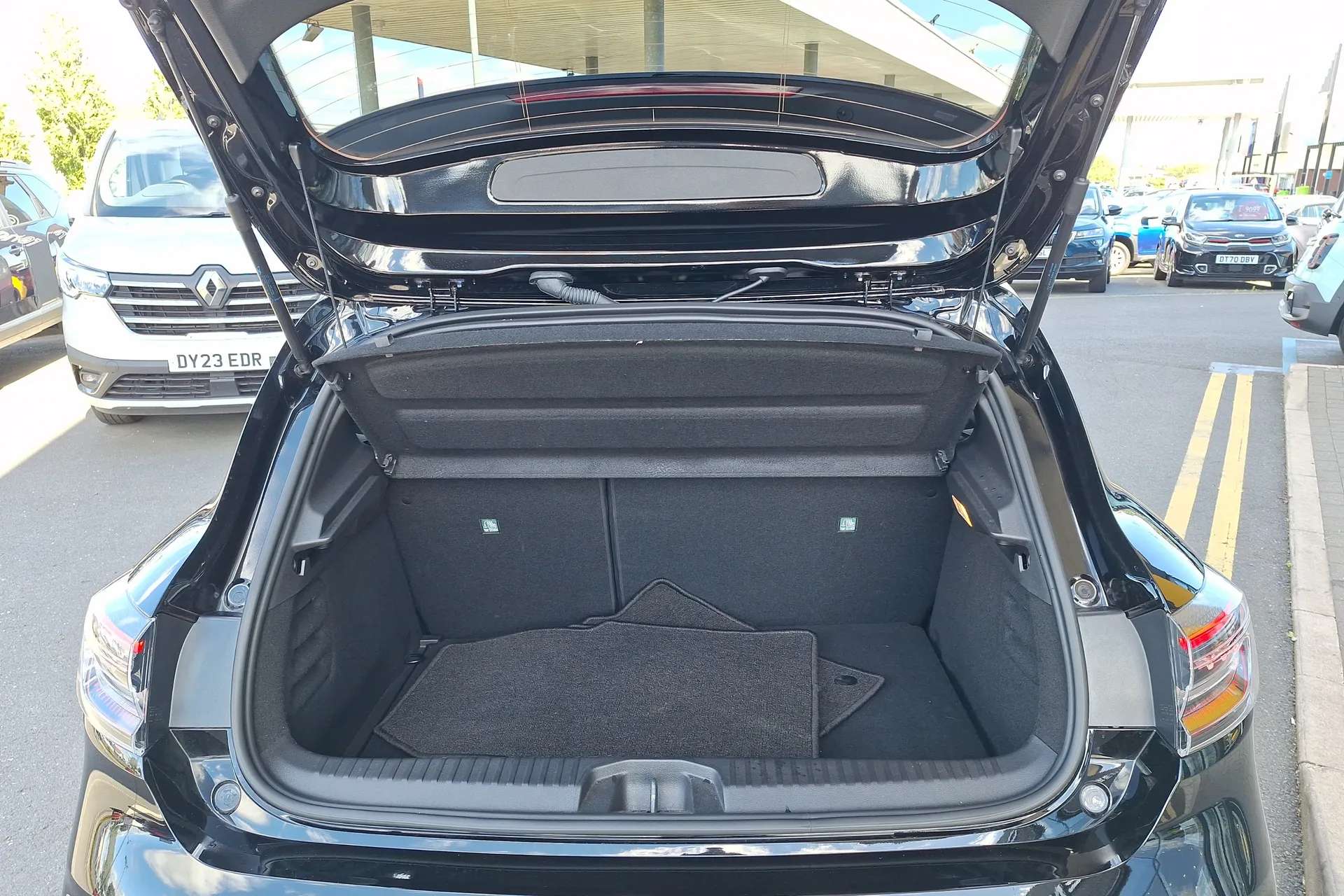 2024 RENAULT CLIO 2024 RENAULT CLIO