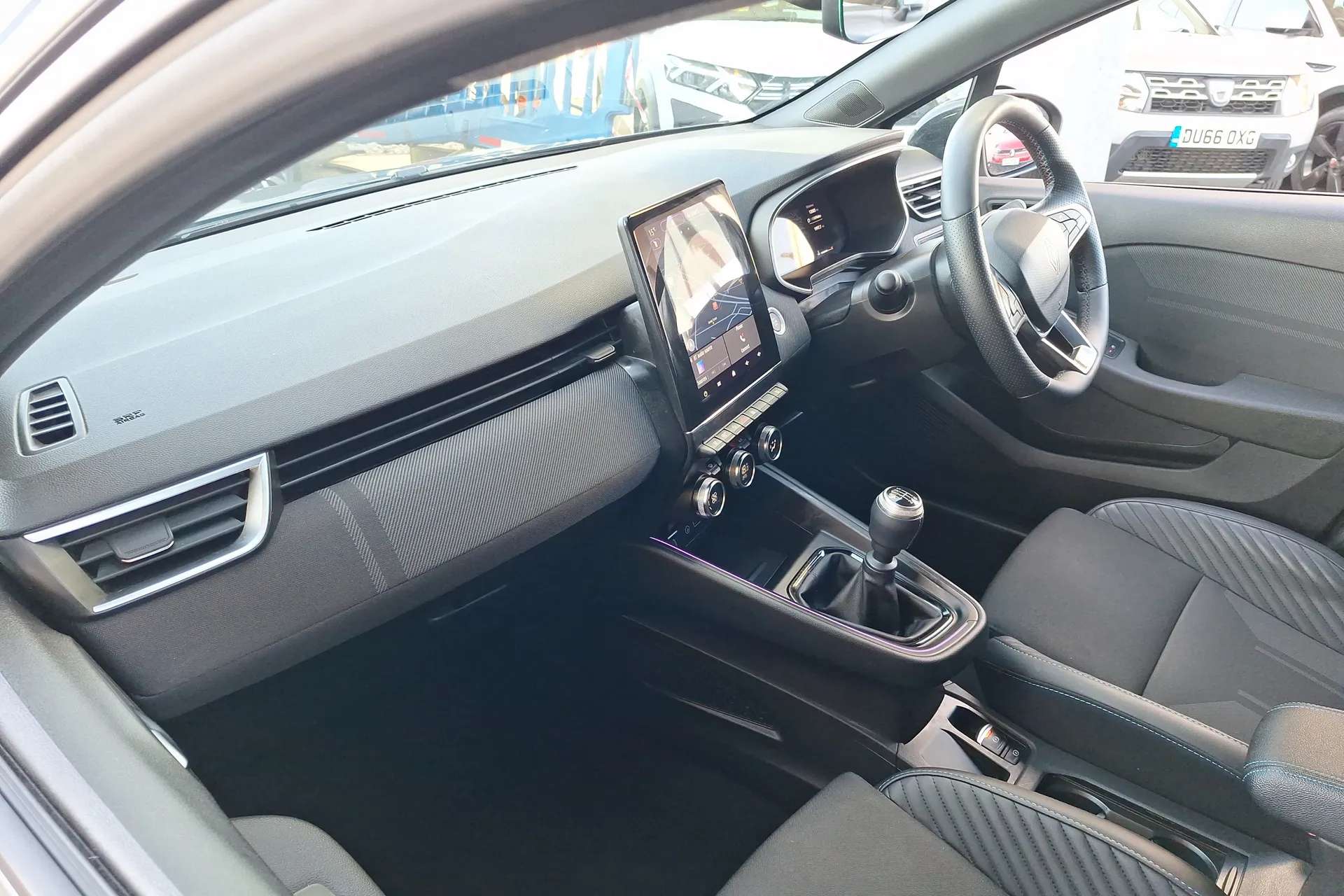 2025 RENAULT CLIO 2025 RENAULT CLIO