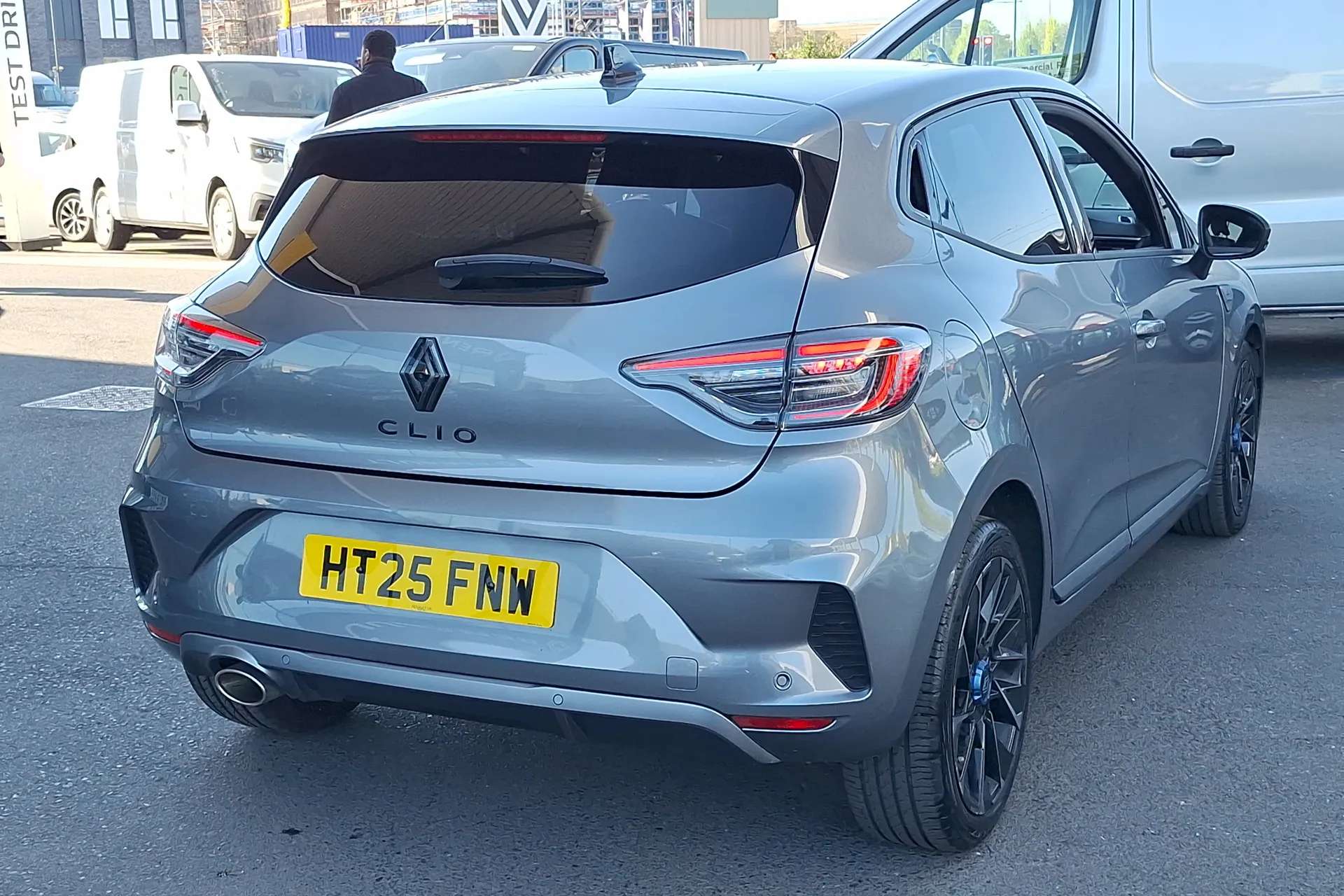 2025 RENAULT CLIO 2025 RENAULT CLIO