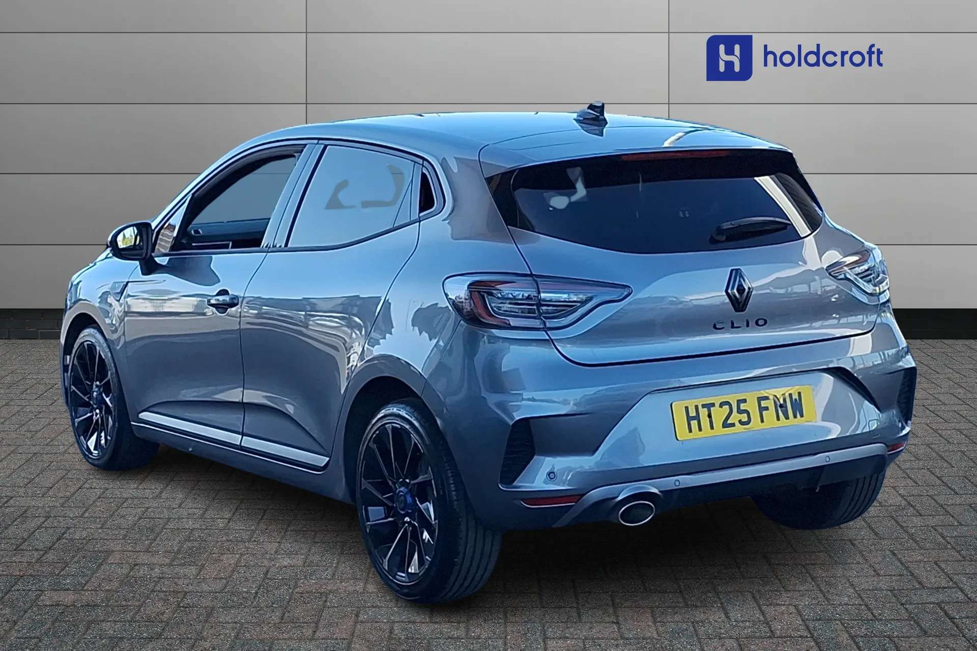 A 2025 RENAULT CLIO 1.0 TCe 90 Esprit Alpine 5dr A 2025 RENAULT CLIO 1.0 TCe 90 Esprit Alpine 5dr