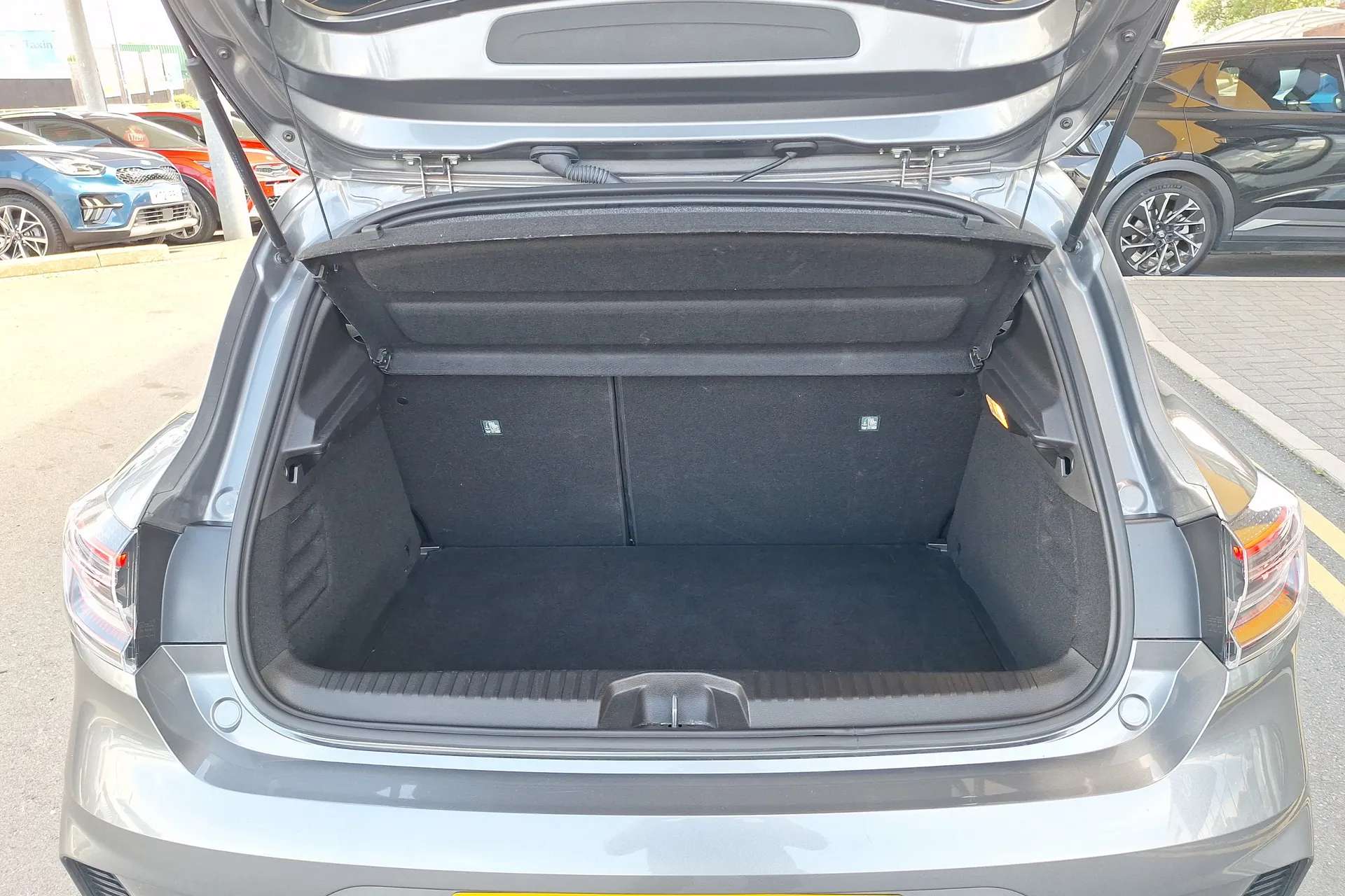 2025 RENAULT CLIO 2025 RENAULT CLIO