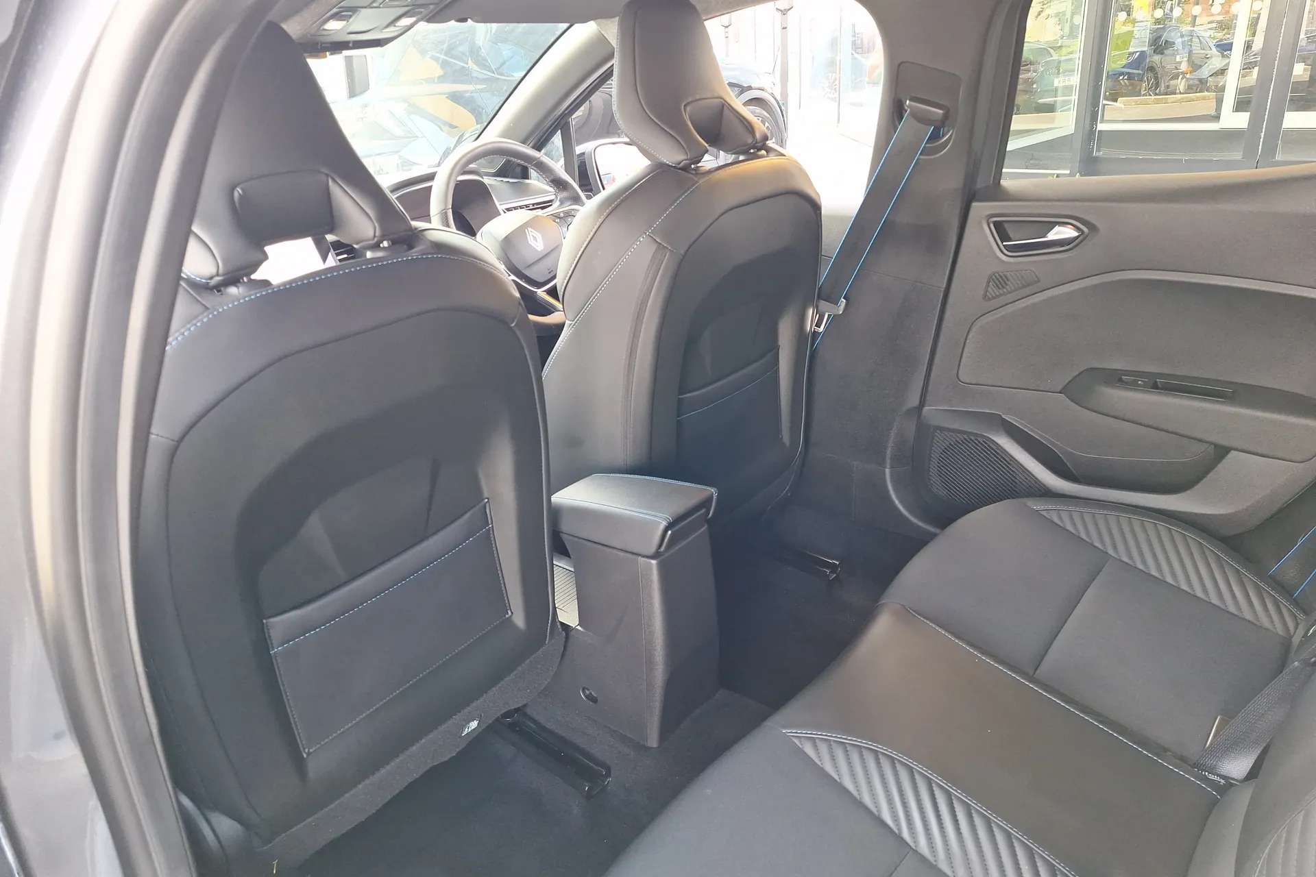 2025 RENAULT CLIO 2025 RENAULT CLIO