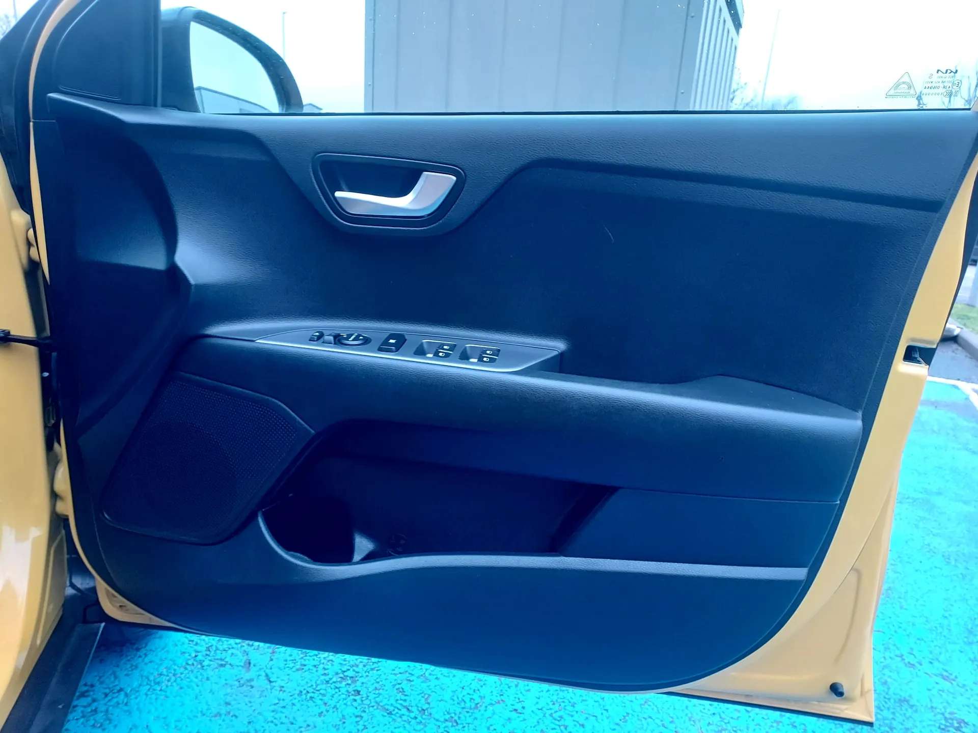 2021 KIA STONIC 2021 KIA STONIC