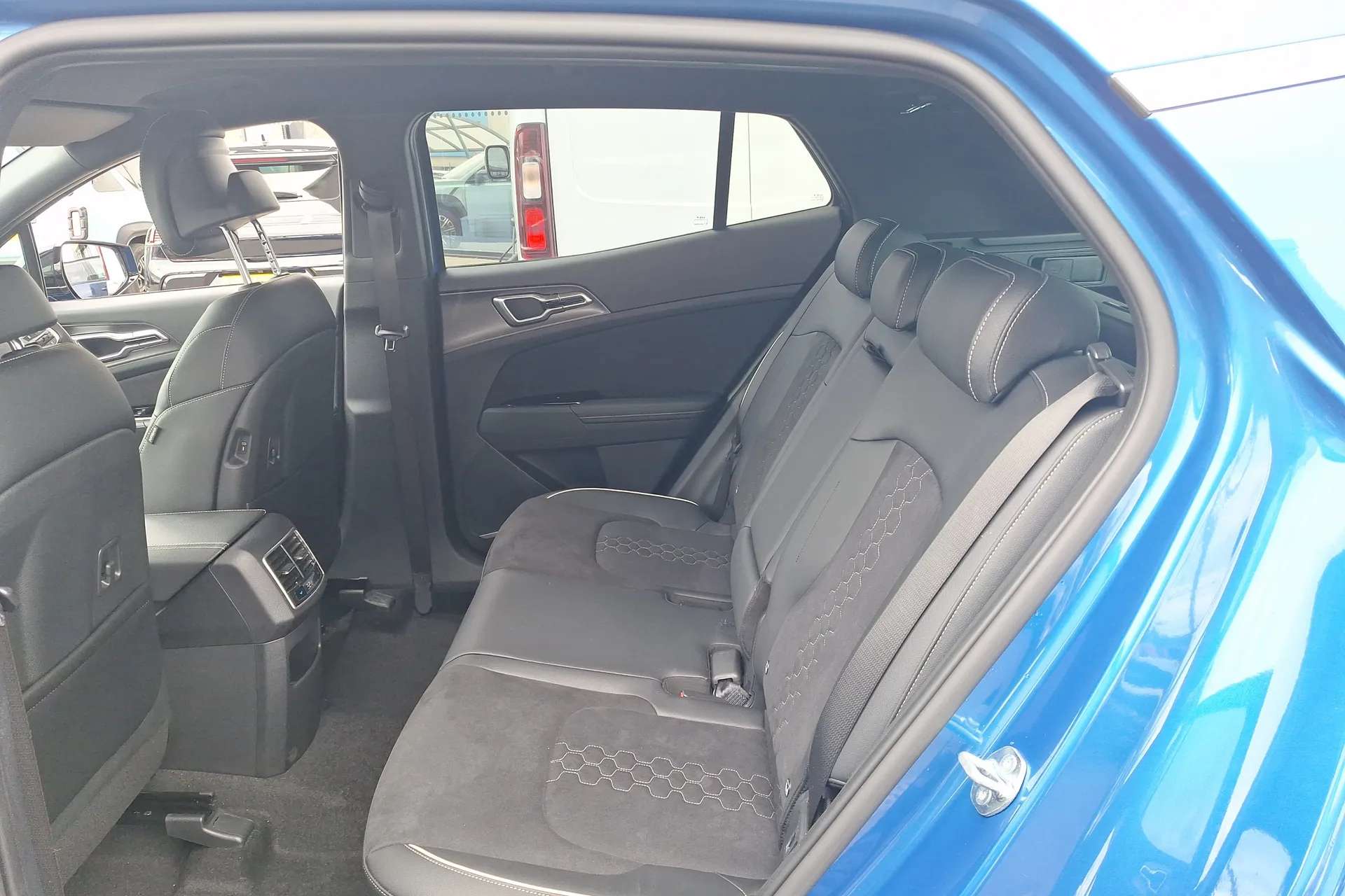 2025 KIA SPORTAGE 2025 KIA SPORTAGE