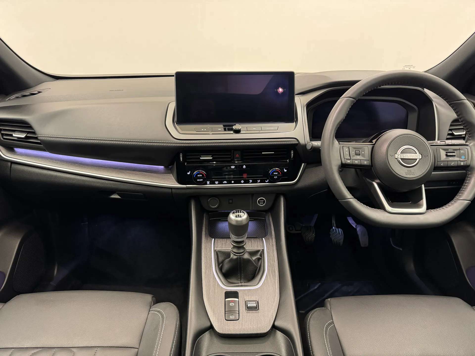 A 2025 NISSAN QASHQAI 1.3 DiG-T MH Tekna 5dr A 2025 NISSAN QASHQAI 1.3 DiG-T MH Tekna 5dr