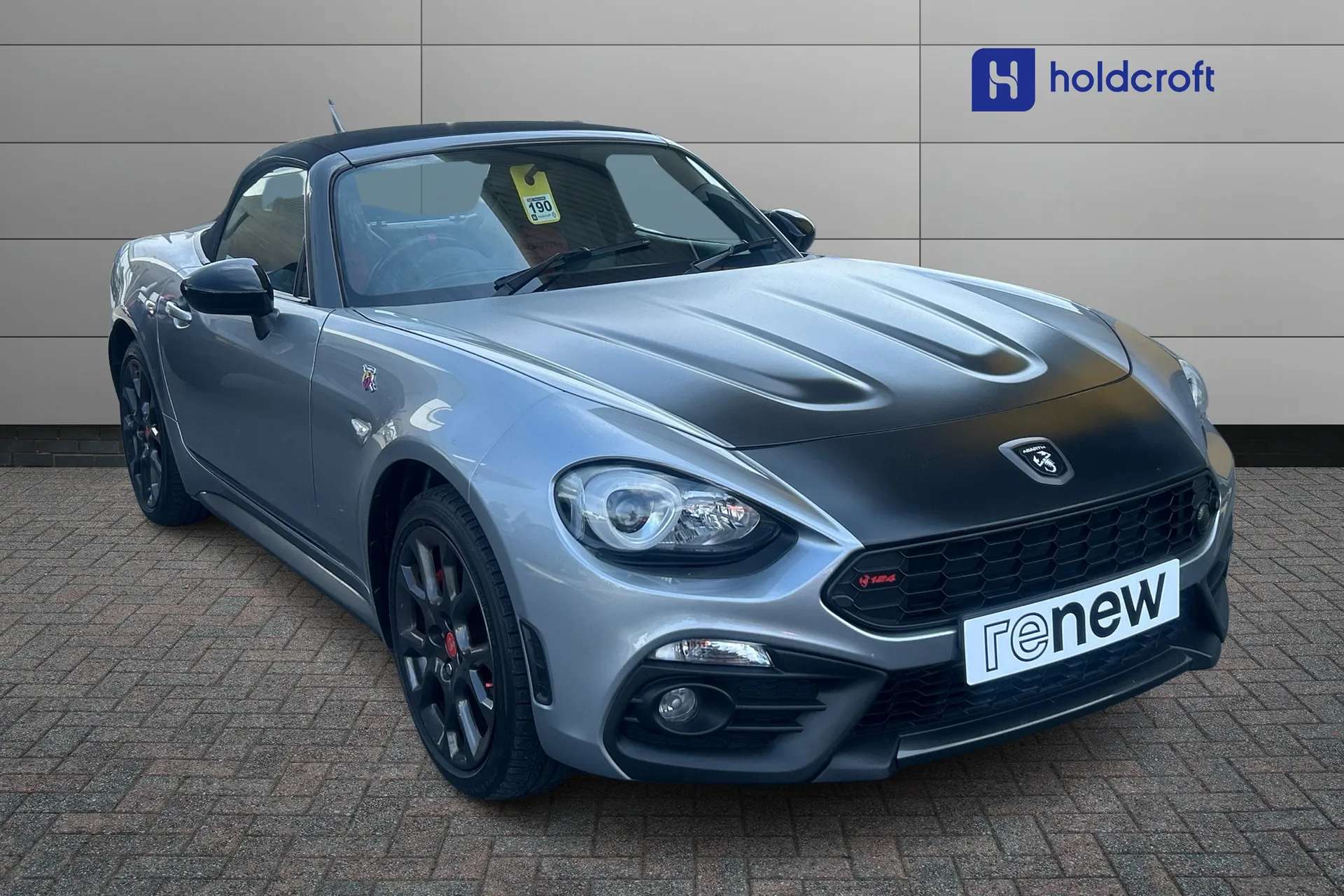 A 2018 ABARTH 124 SPIDER 1.4 T MultiAir 2dr A 2018 ABARTH 124 SPIDER 1.4 T MultiAir 2dr