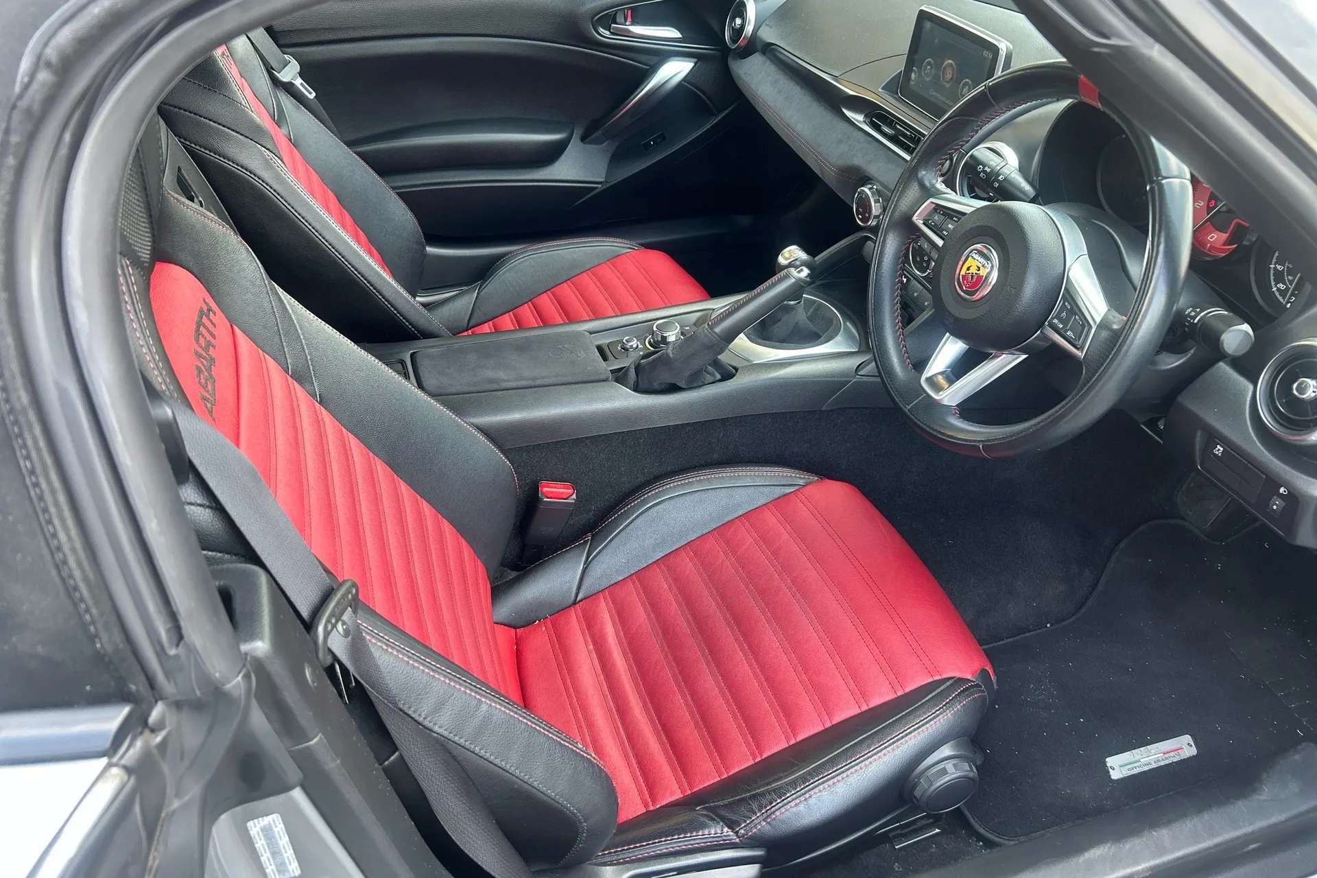 2018 ABARTH 124 SPIDER 2018 ABARTH 124 SPIDER