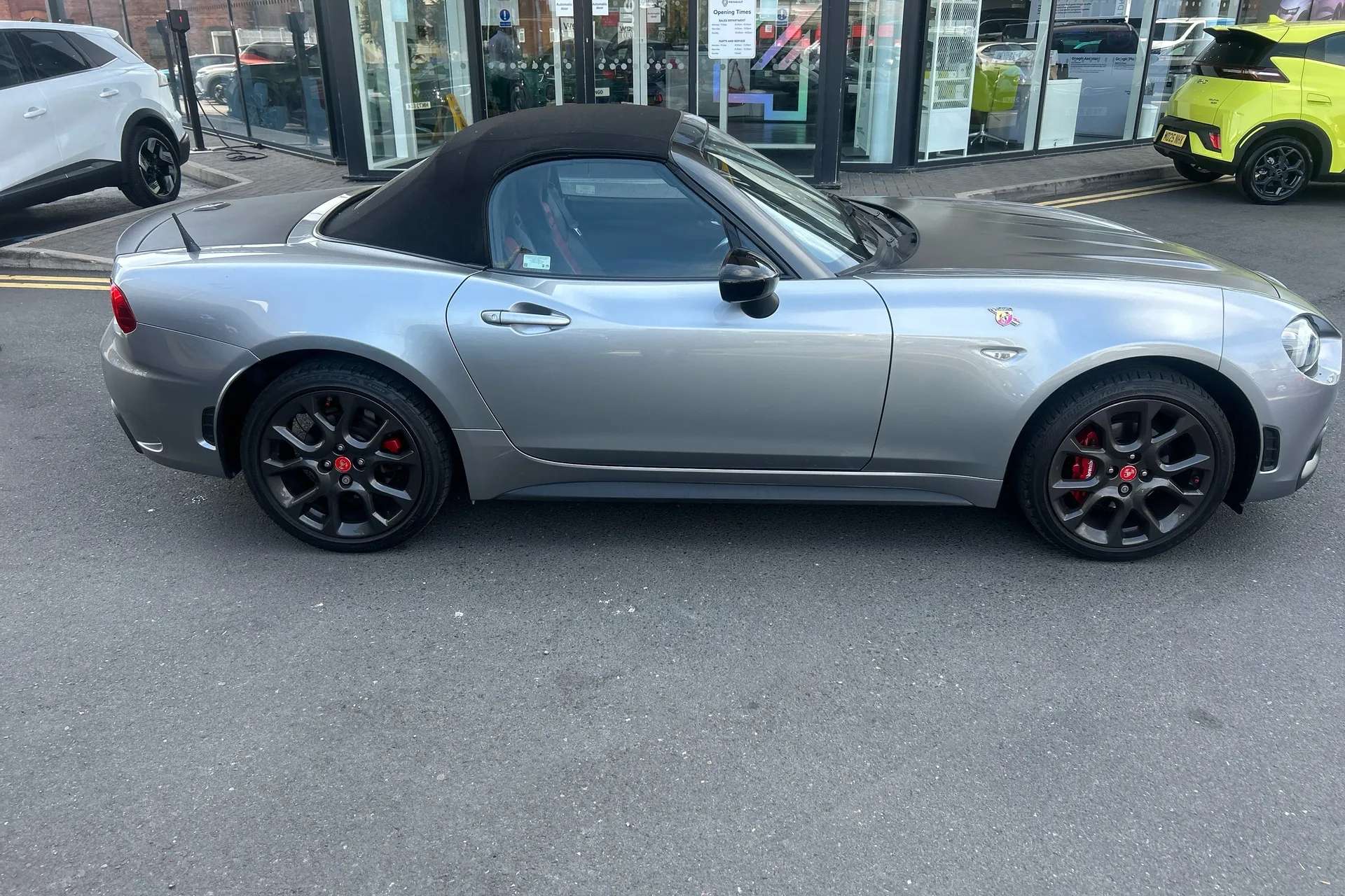 2018 ABARTH 124 SPIDER 2018 ABARTH 124 SPIDER