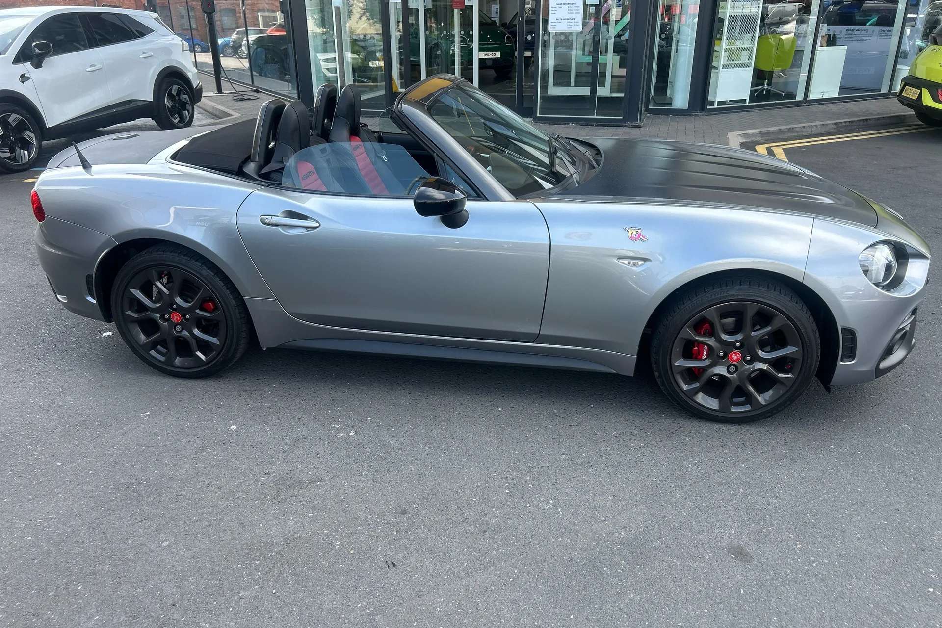 2018 ABARTH 124 SPIDER 2018 ABARTH 124 SPIDER