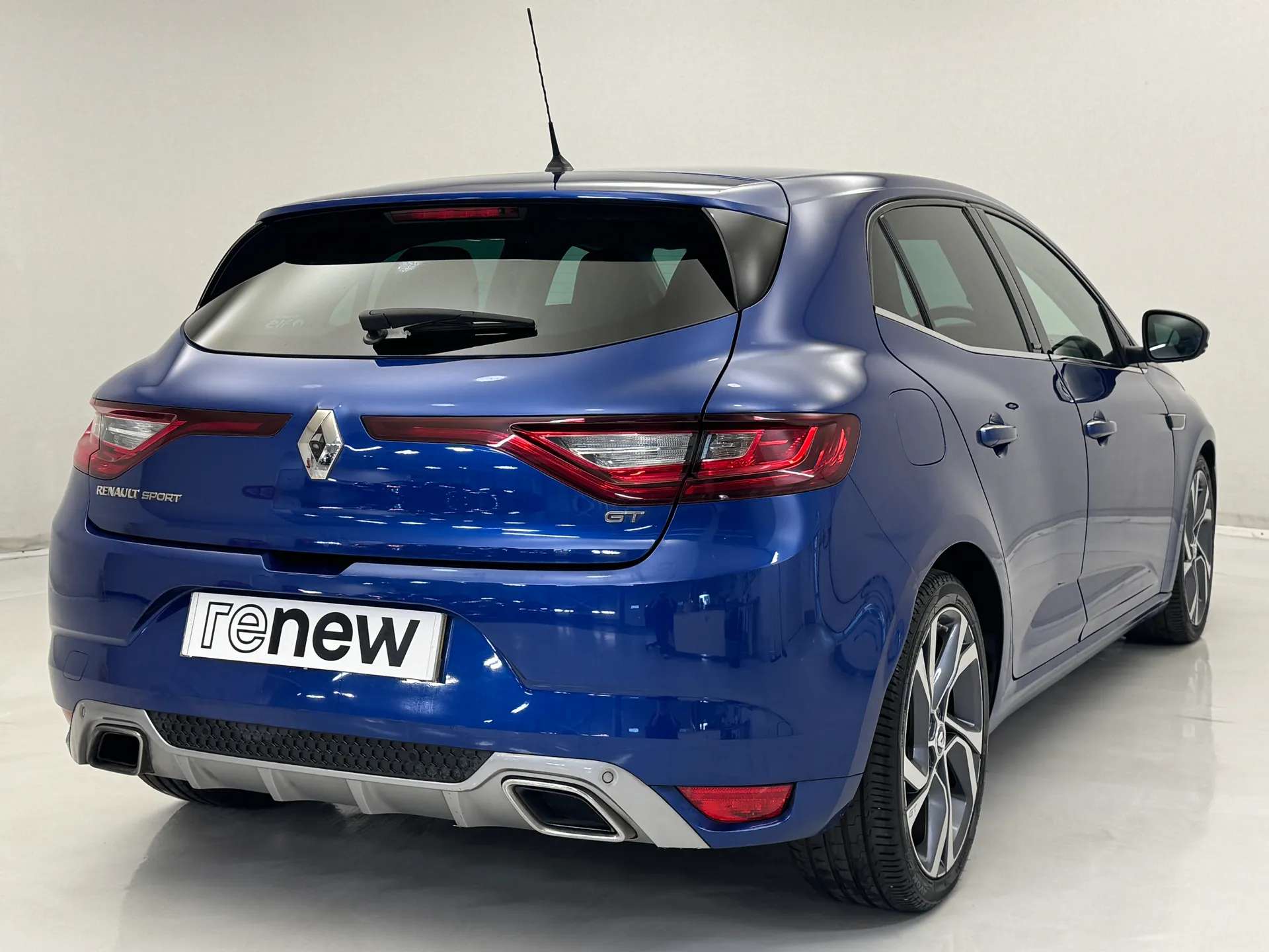 A 2018 RENAULT MEGANE 1.6 TCE GT Nav 5dr Auto A 2018 RENAULT MEGANE 1.6 TCE GT Nav 5dr Auto