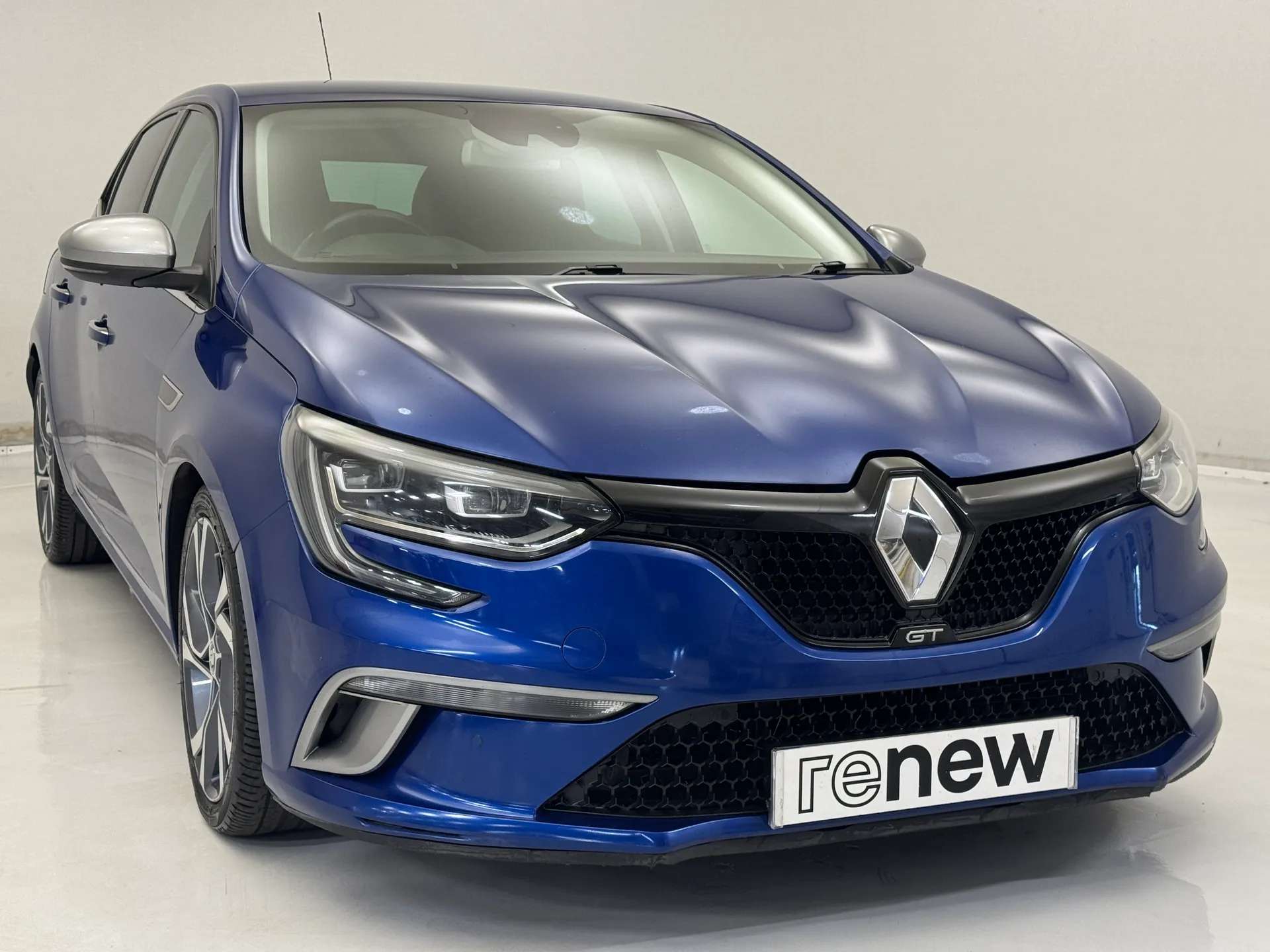 A 2018 RENAULT MEGANE 1.6 TCE GT Nav 5dr Auto A 2018 RENAULT MEGANE 1.6 TCE GT Nav 5dr Auto
