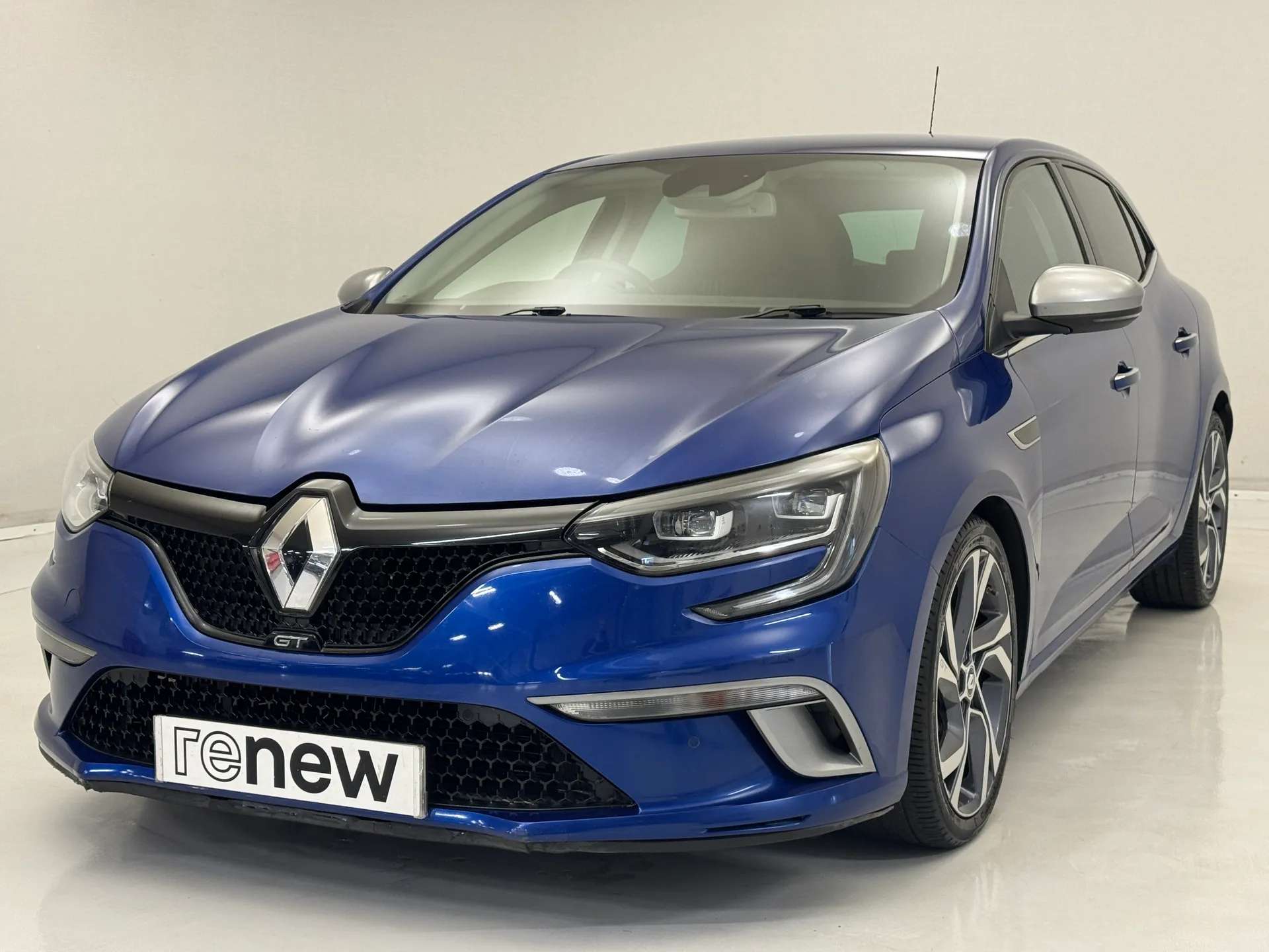 A 2018 RENAULT MEGANE 1.6 TCE GT Nav 5dr Auto A 2018 RENAULT MEGANE 1.6 TCE GT Nav 5dr Auto