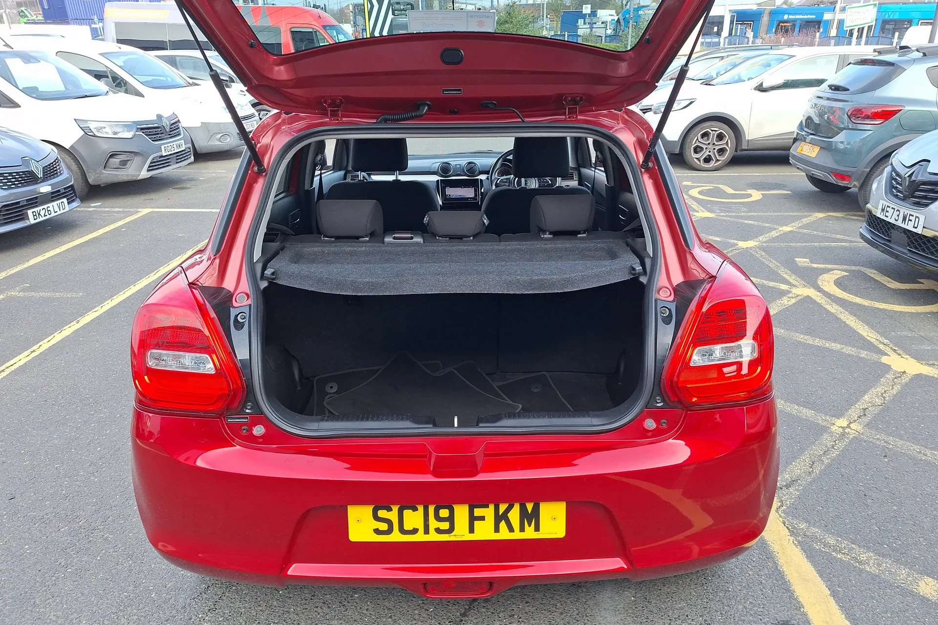 2019 SUZUKI SWIFT 2019 SUZUKI SWIFT