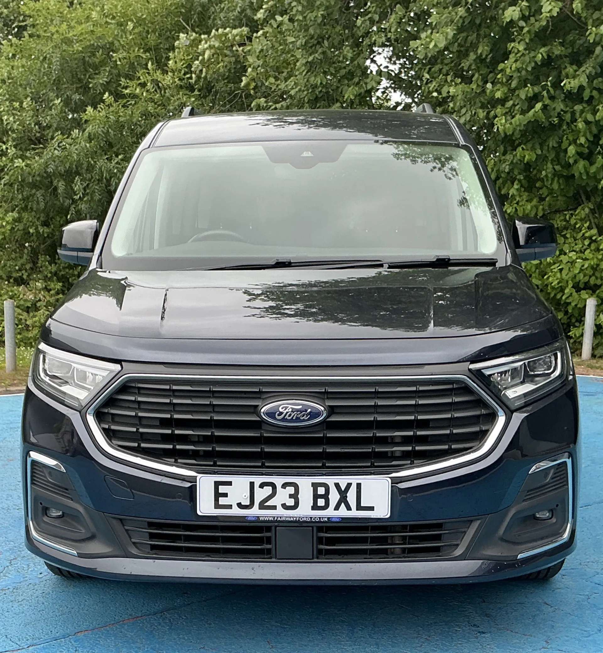 A 2023 FORD TOURNEO CONNECT 1.5 EcoBoost Titanium 5dr A 2023 FORD TOURNEO CONNECT 1.5 EcoBoost Titanium 5dr