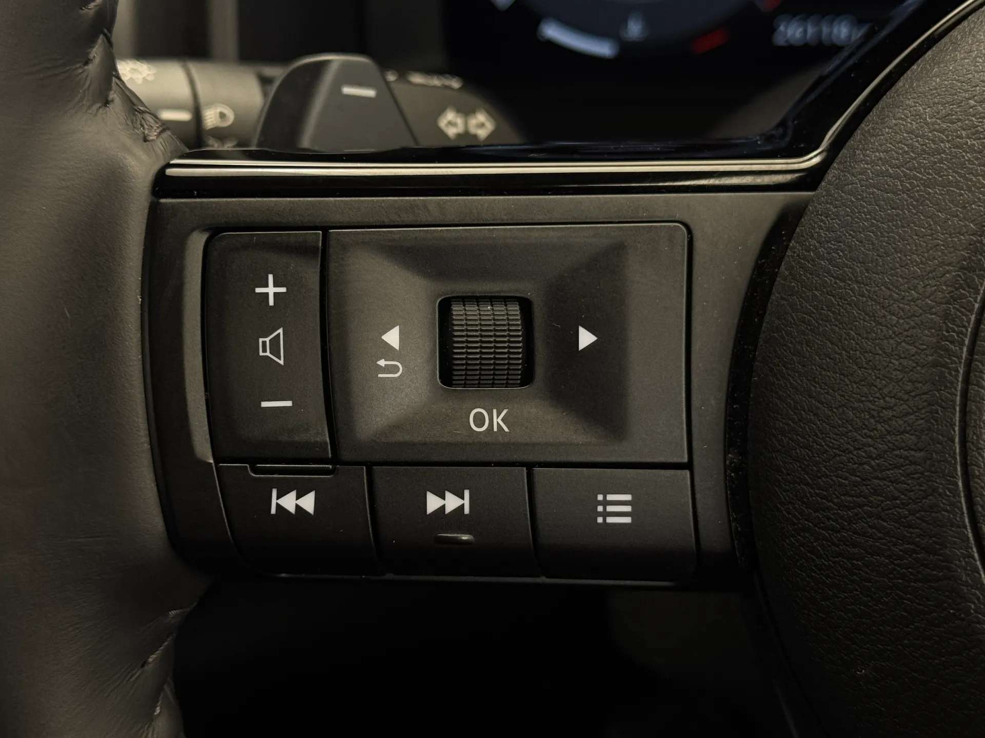 2025 NISSAN X-TRAIL 2025 NISSAN X-TRAIL