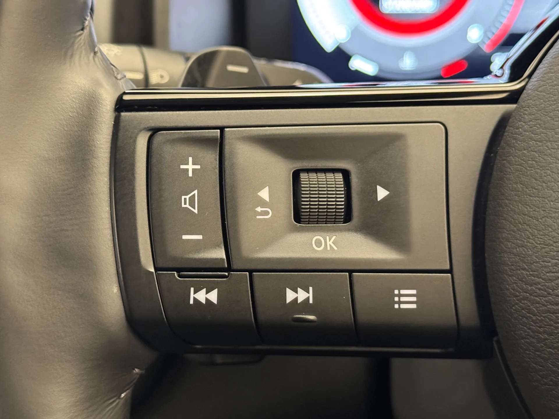 2025 NISSAN X-TRAIL 2025 NISSAN X-TRAIL