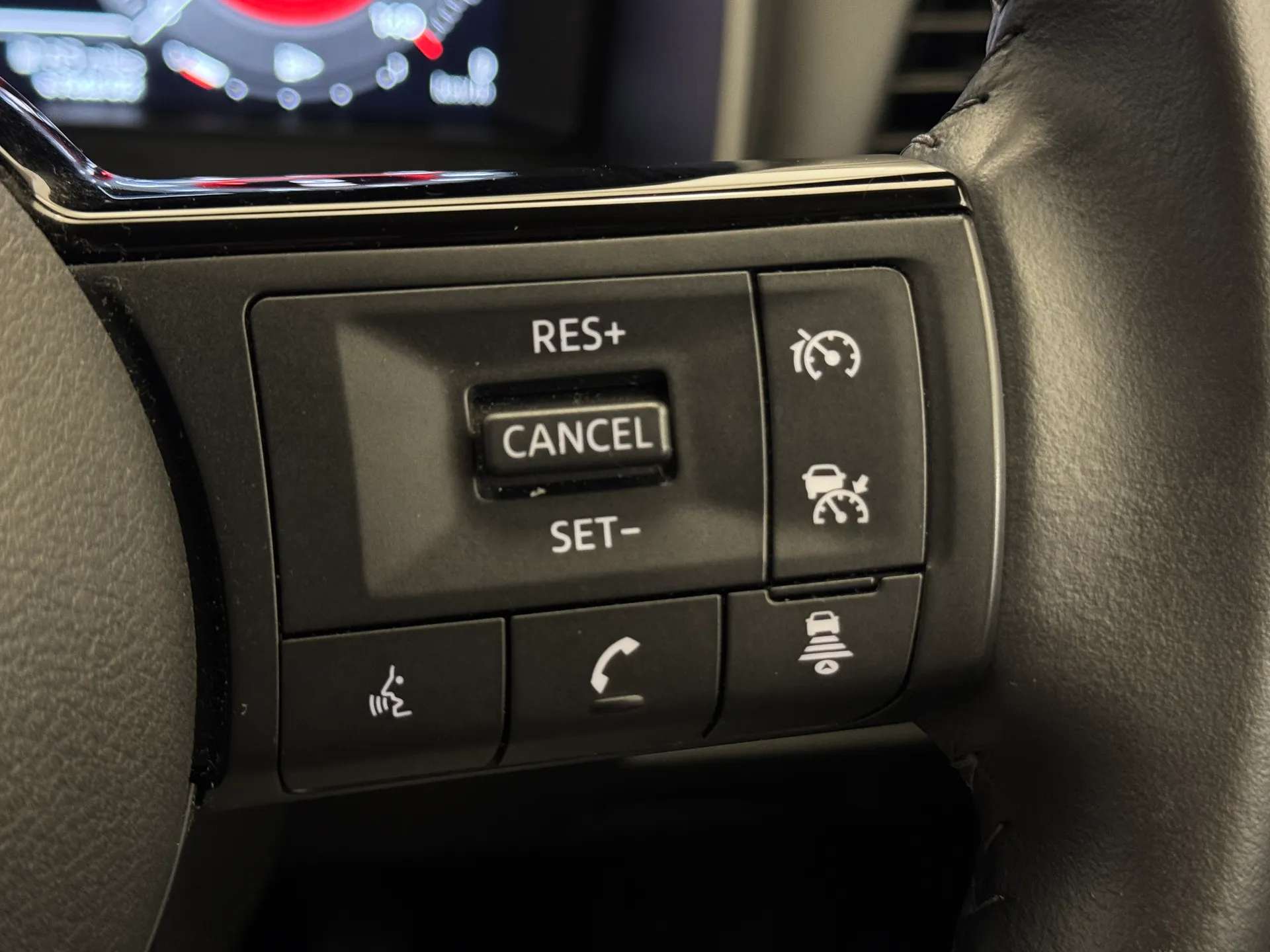 2024 NISSAN X-TRAIL 2024 NISSAN X-TRAIL