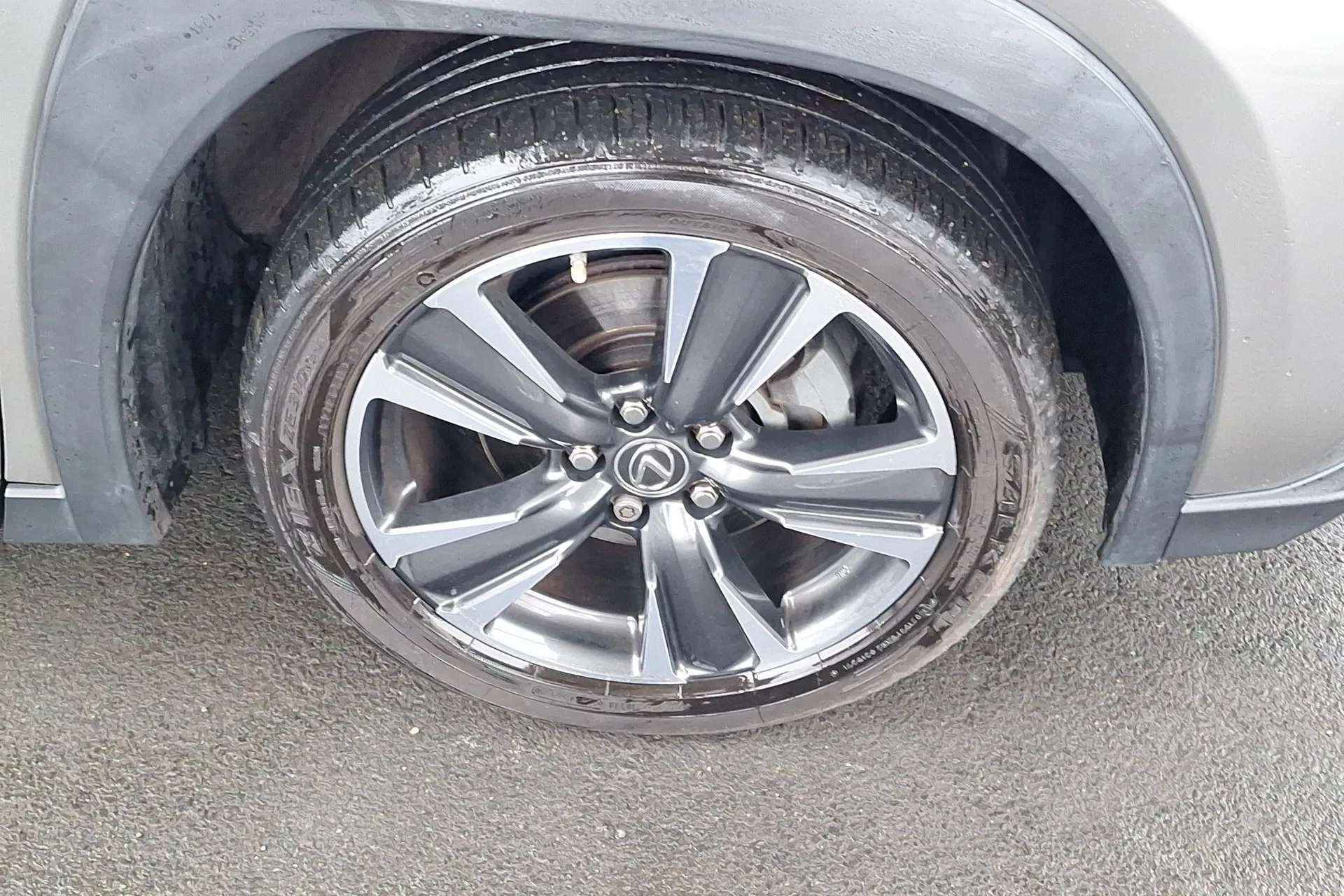 A 2020 LEXUS UX 250h 2.0 Takumi 5dr CVT A 2020 LEXUS UX 250h 2.0 Takumi 5dr CVT