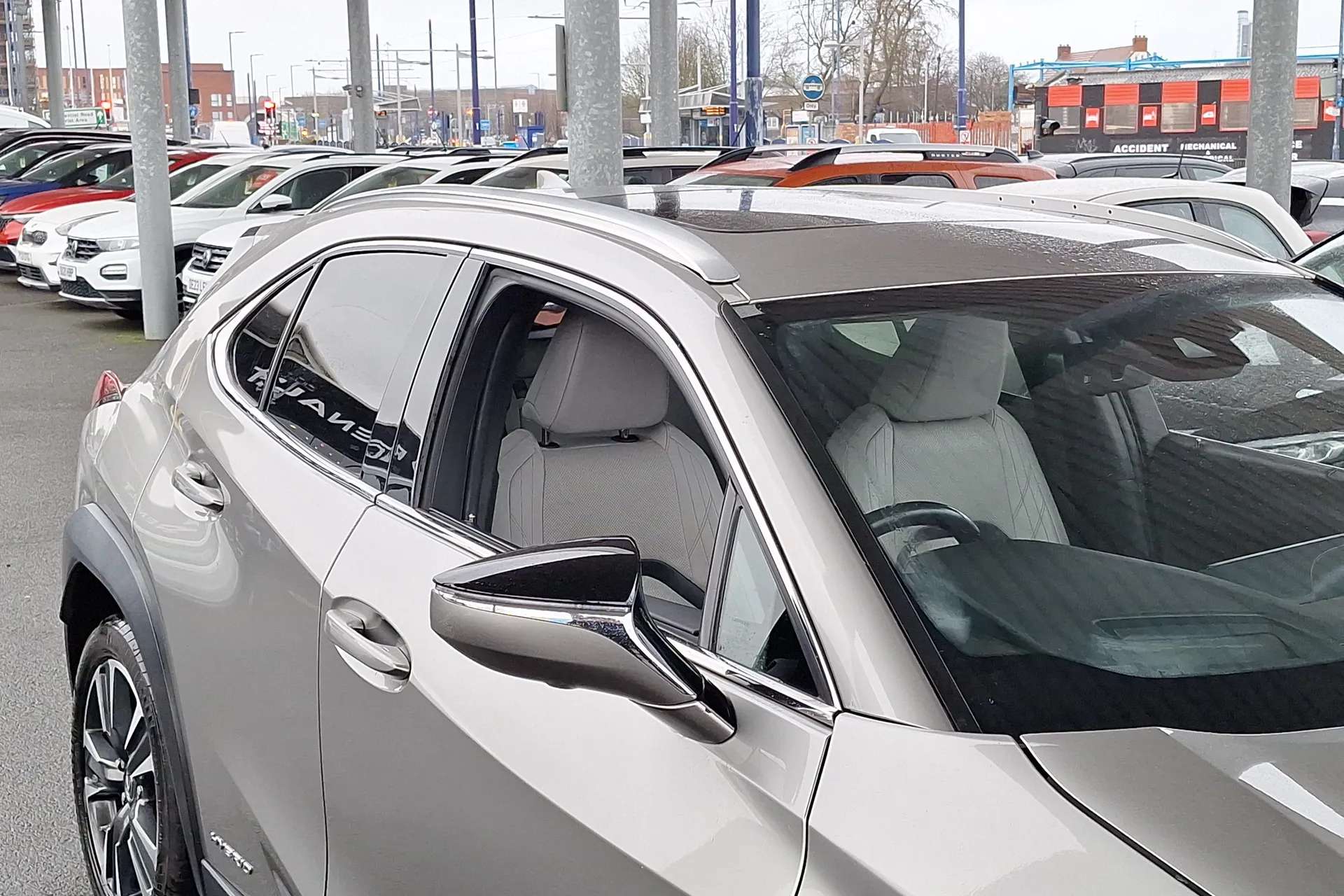 2020 LEXUS UX 2020 LEXUS UX