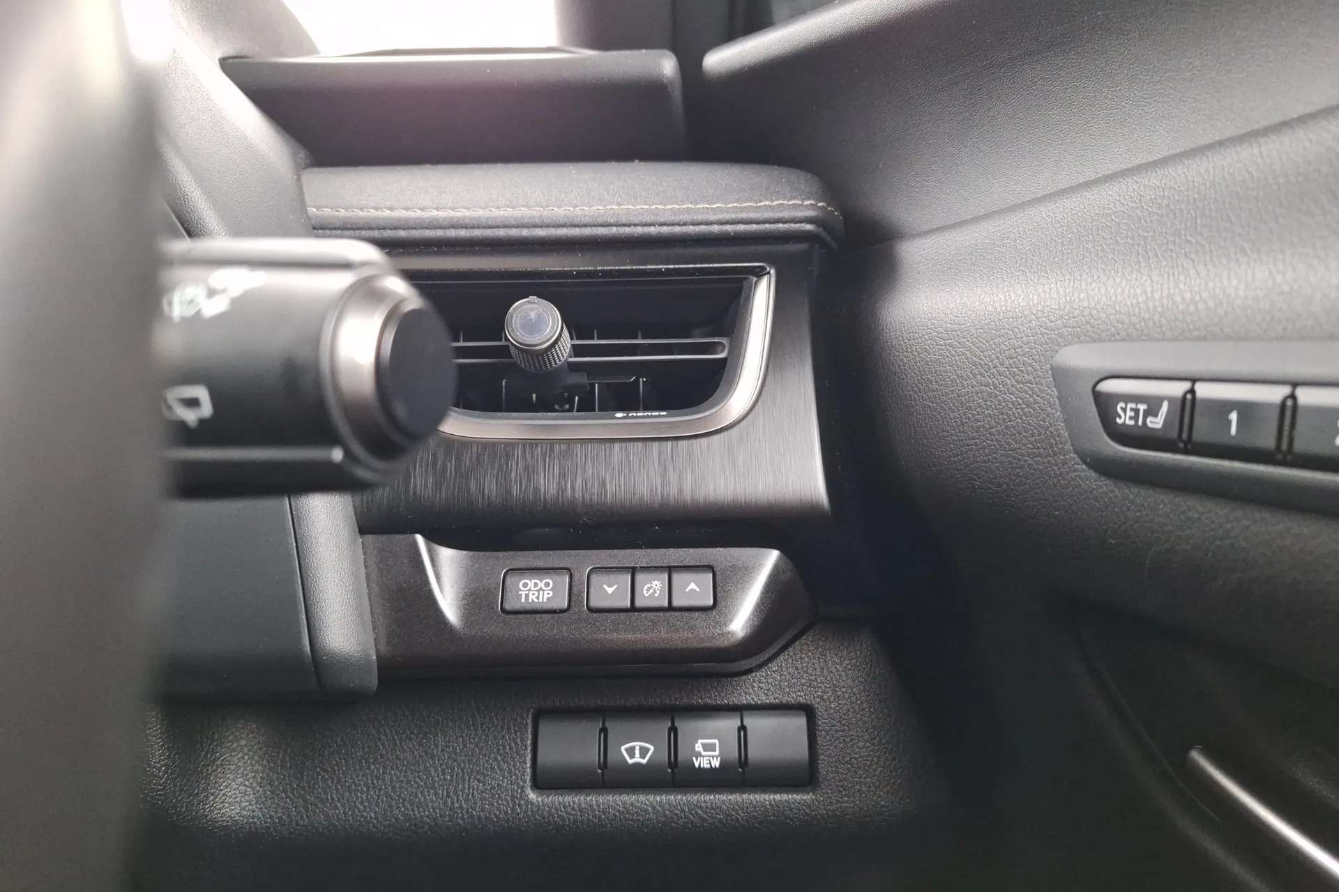 2020 LEXUS UX 2020 LEXUS UX