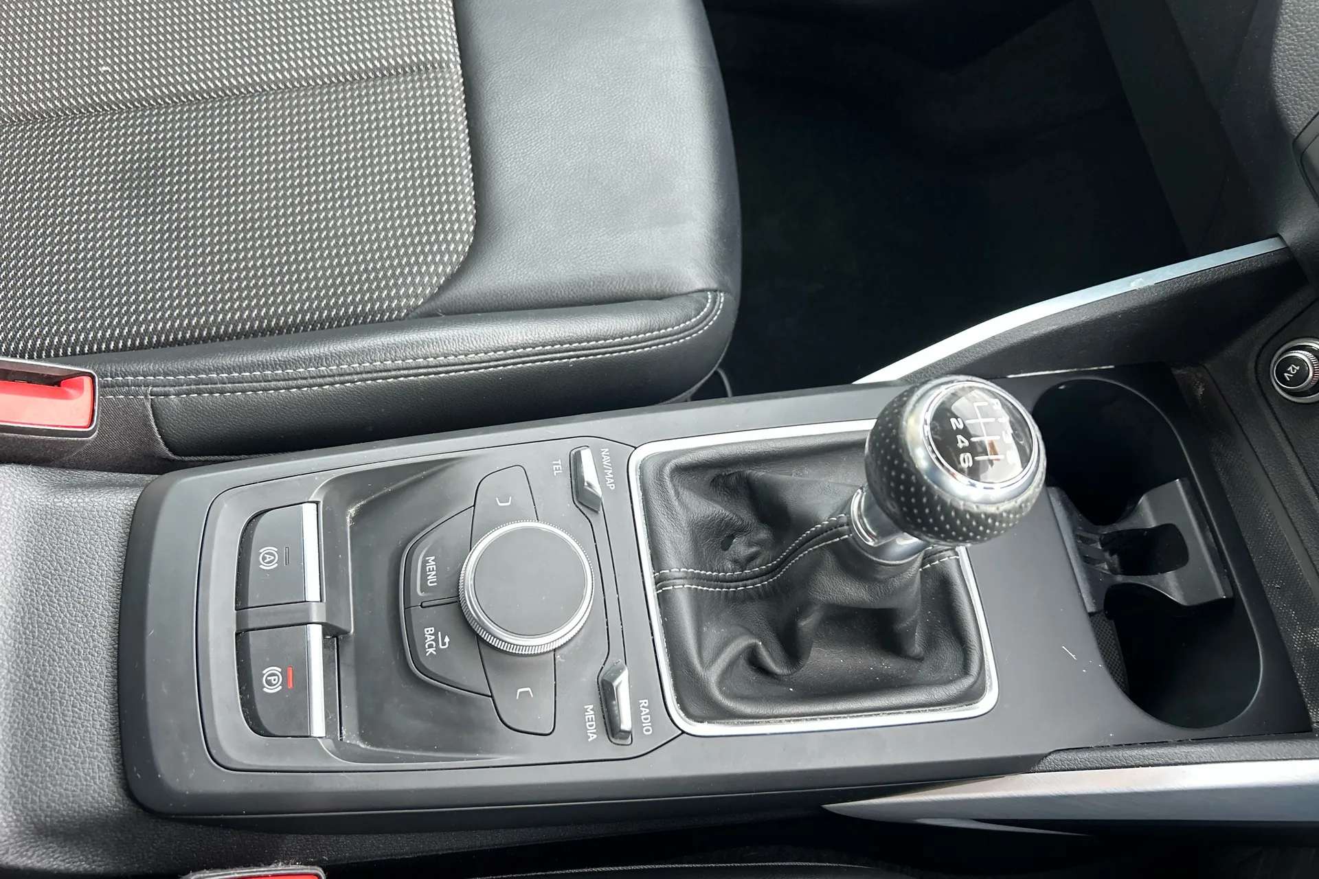 2019 AUDI Q2 2019 AUDI Q2