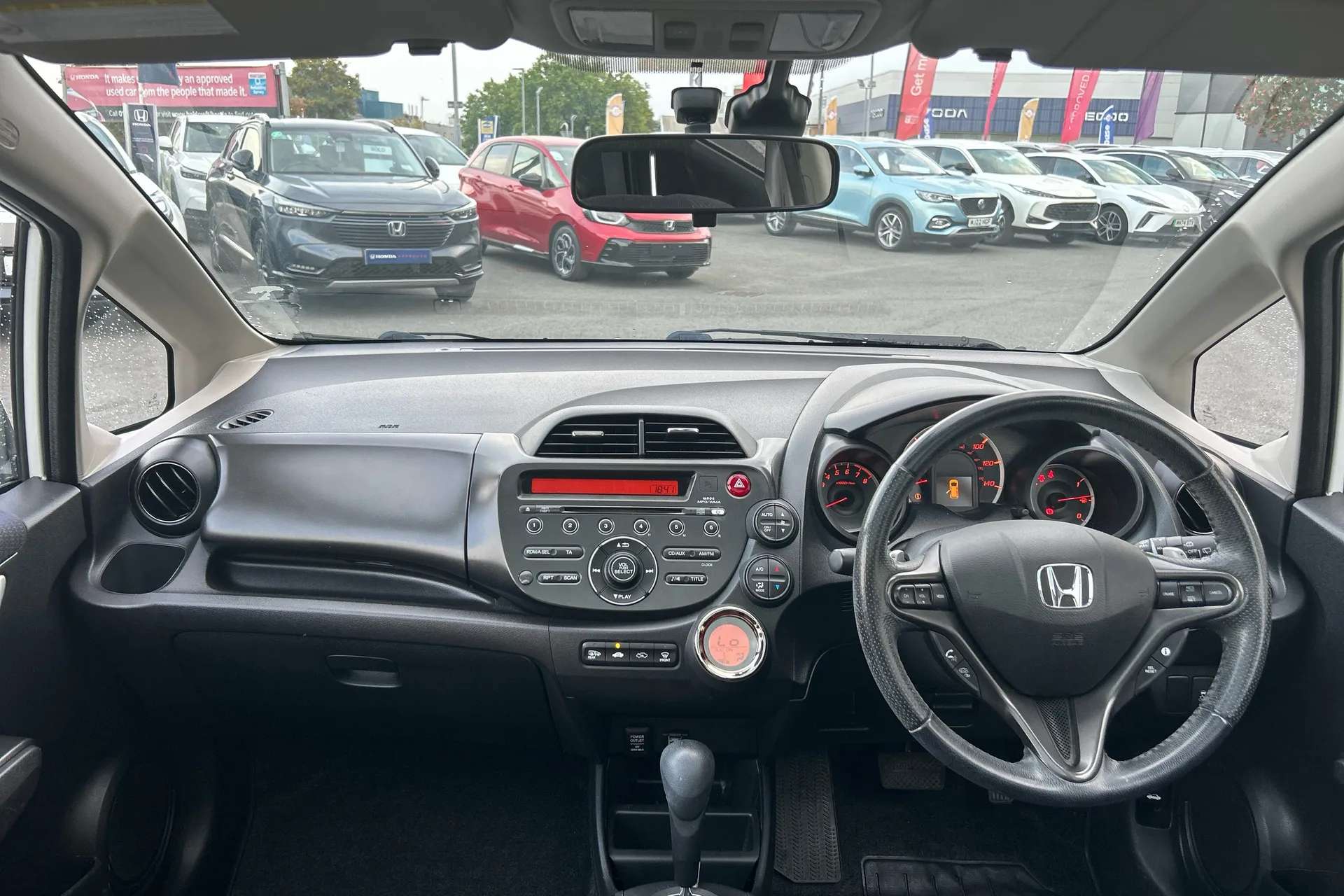 A 2013 HONDA JAZZ 1.4 i-VTEC EX 5dr CVT A 2013 HONDA JAZZ 1.4 i-VTEC EX 5dr CVT